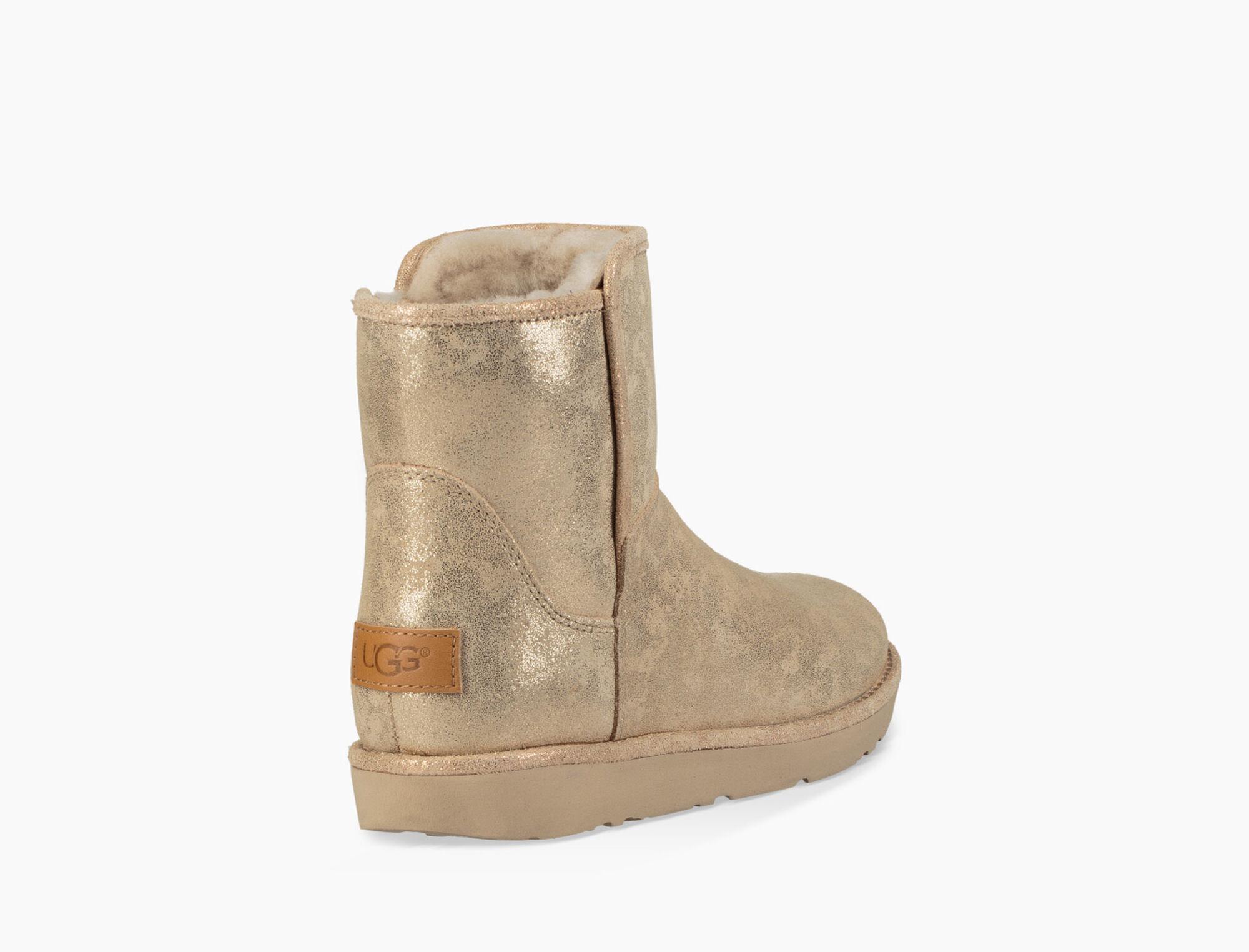 ugg abree short ii stardust