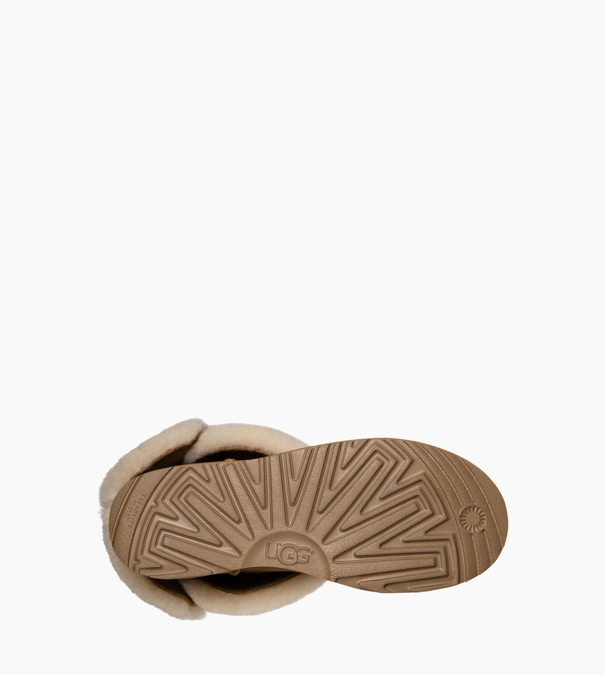 ugg classic cuff tall