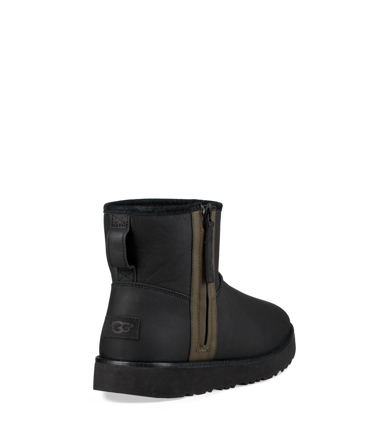 ugg classic zip boot