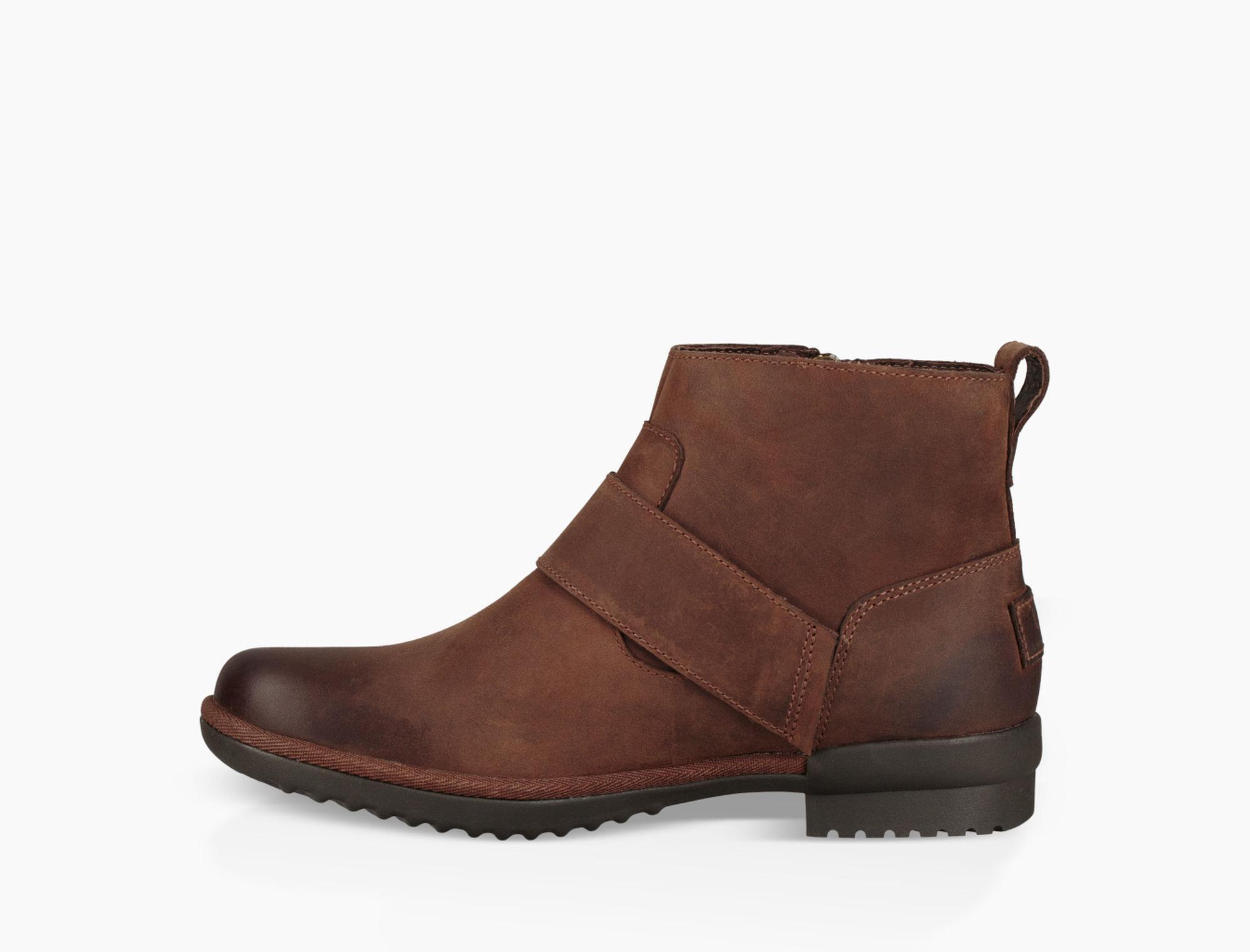 ugg cheyne boot