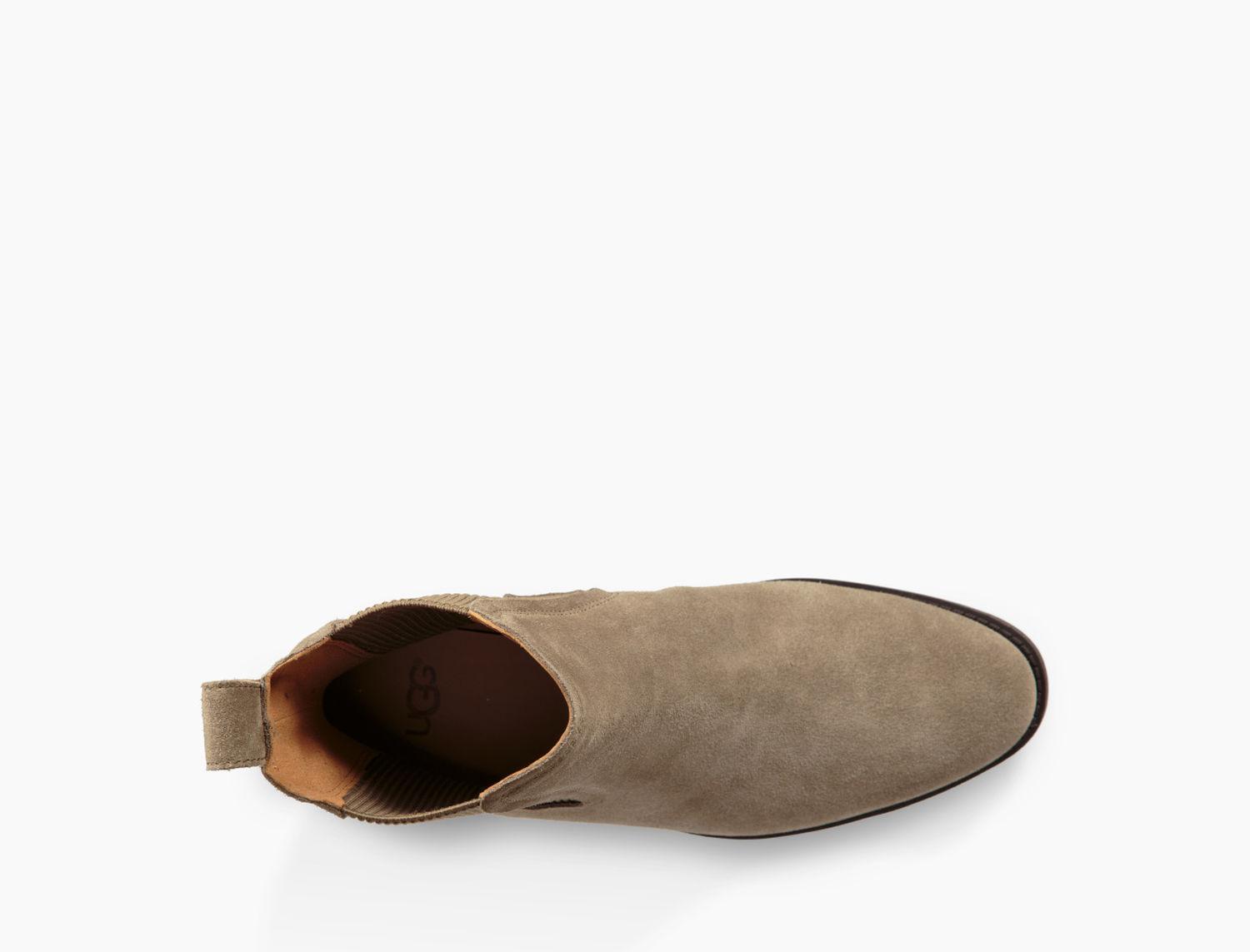 ugg hillhurst boot review