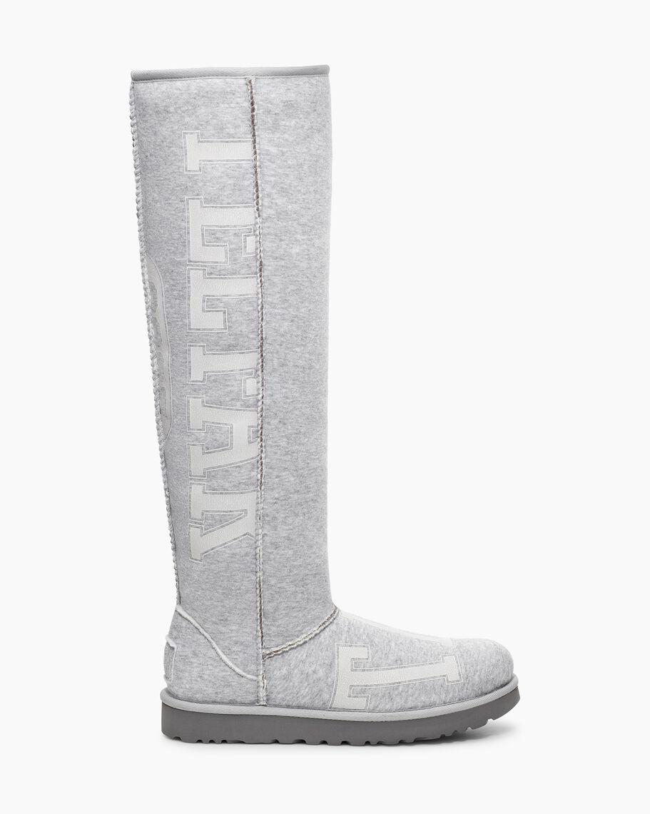 Gray tall uggs top