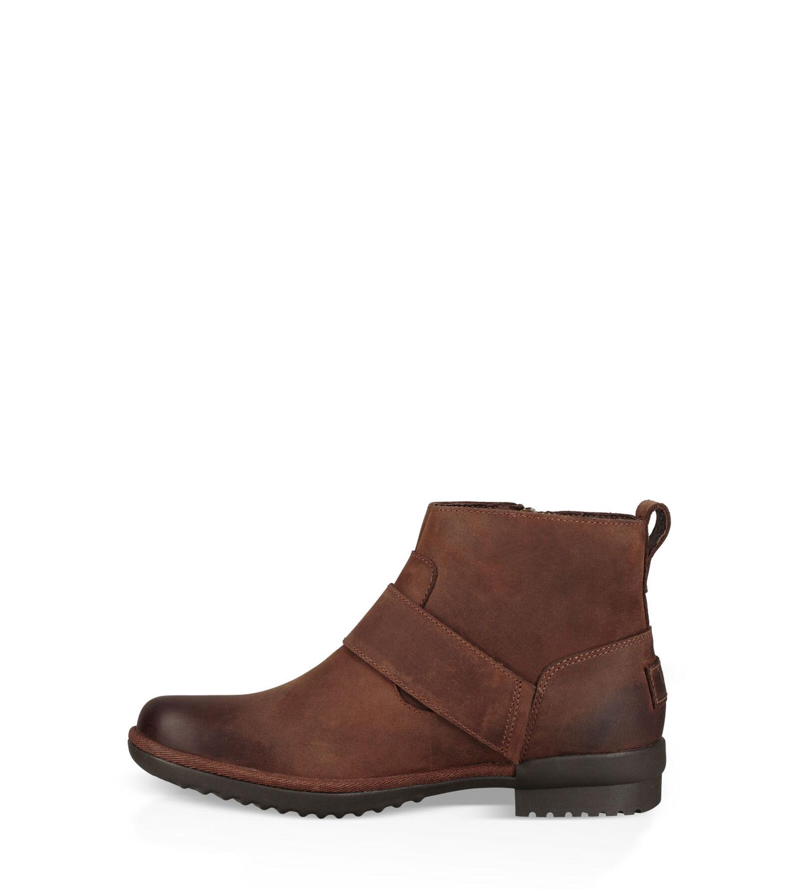 ugg cheyne ankle boot