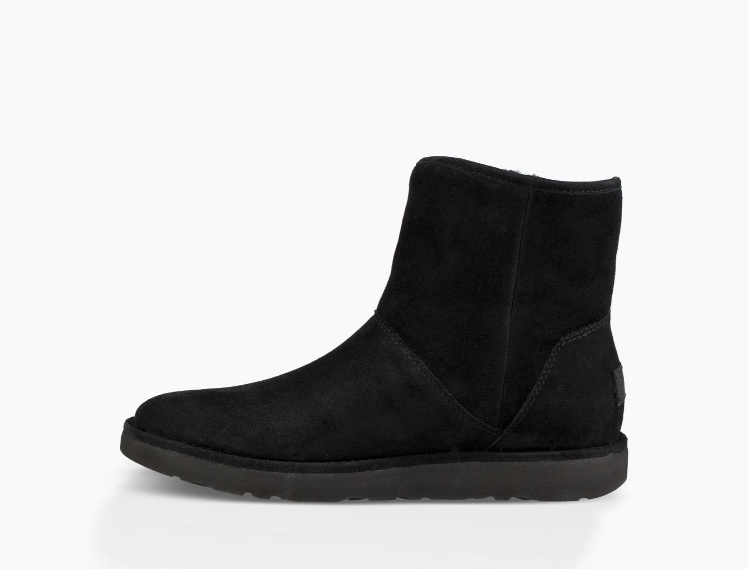 ugg kip classic