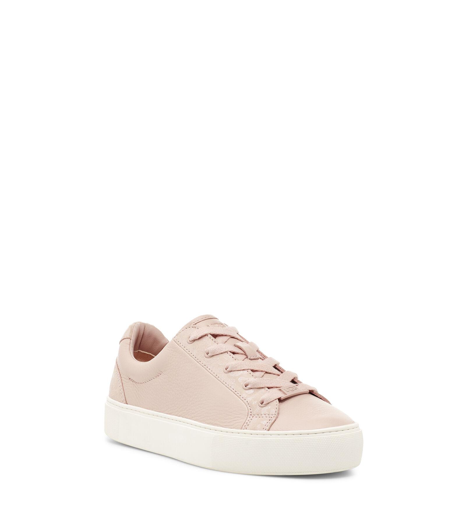 zilo snow leopard trainer