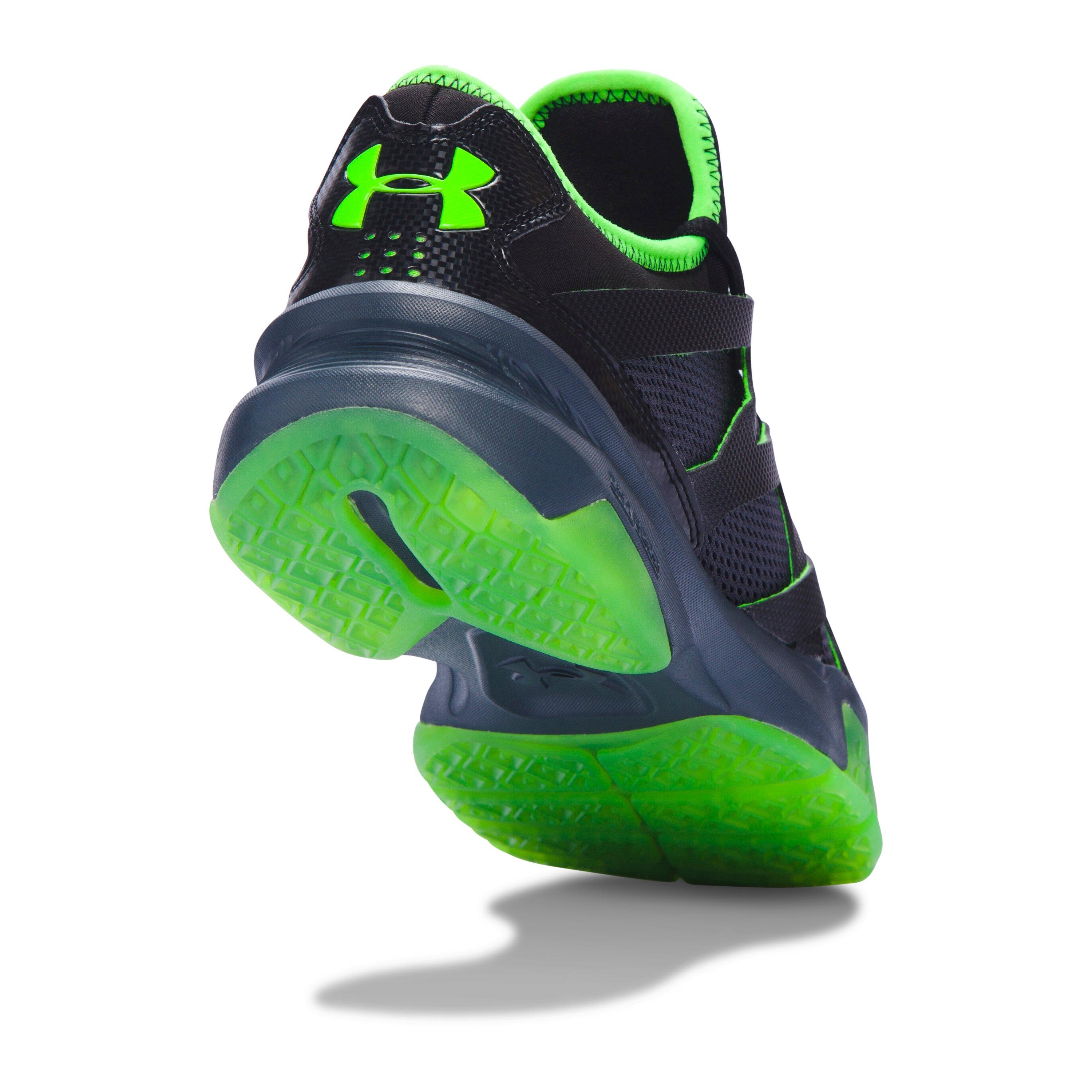 under armour charged phenom 2