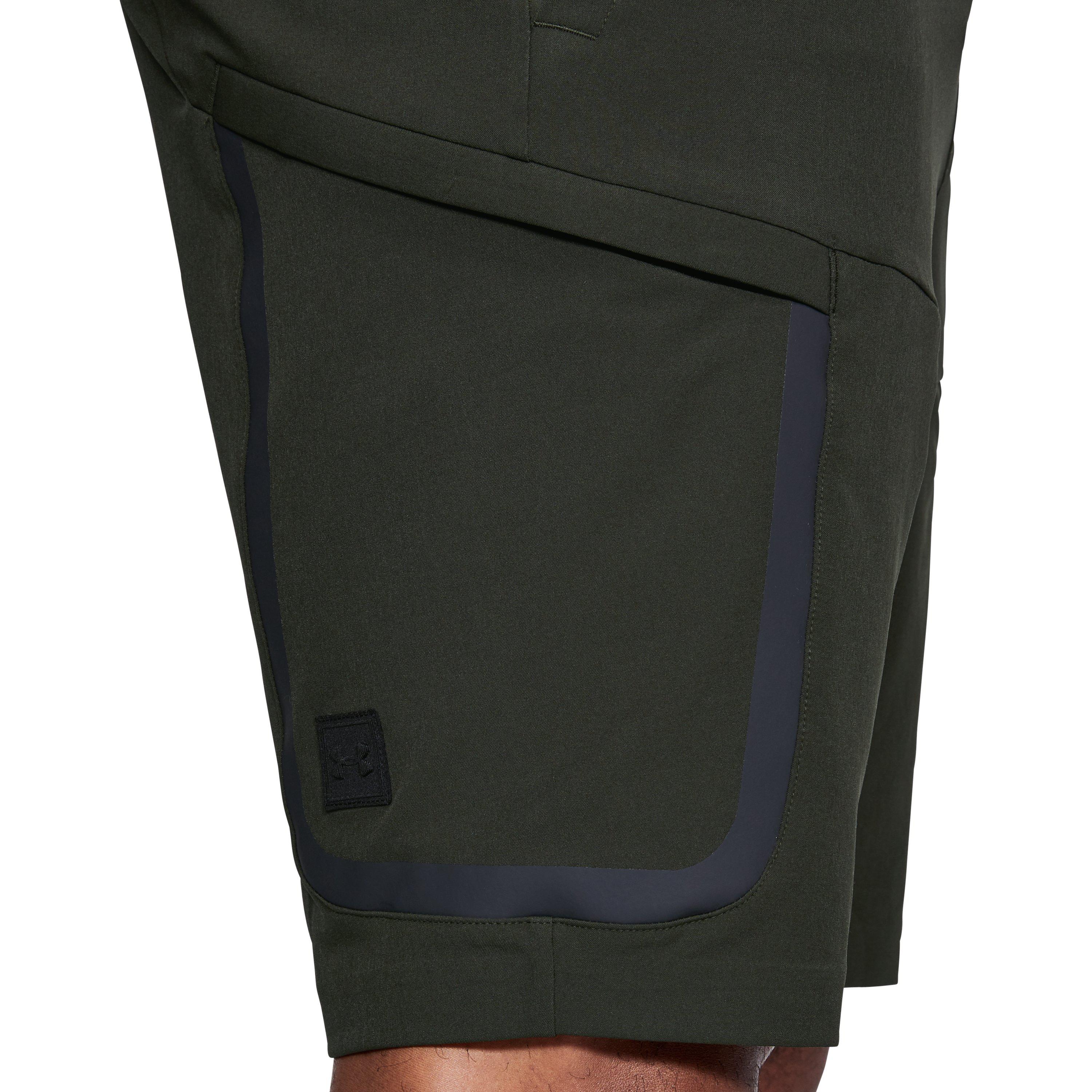 Under Armour Men's Ua Sportstyle Elite Cargo Shorts in Black for Men | Lyst