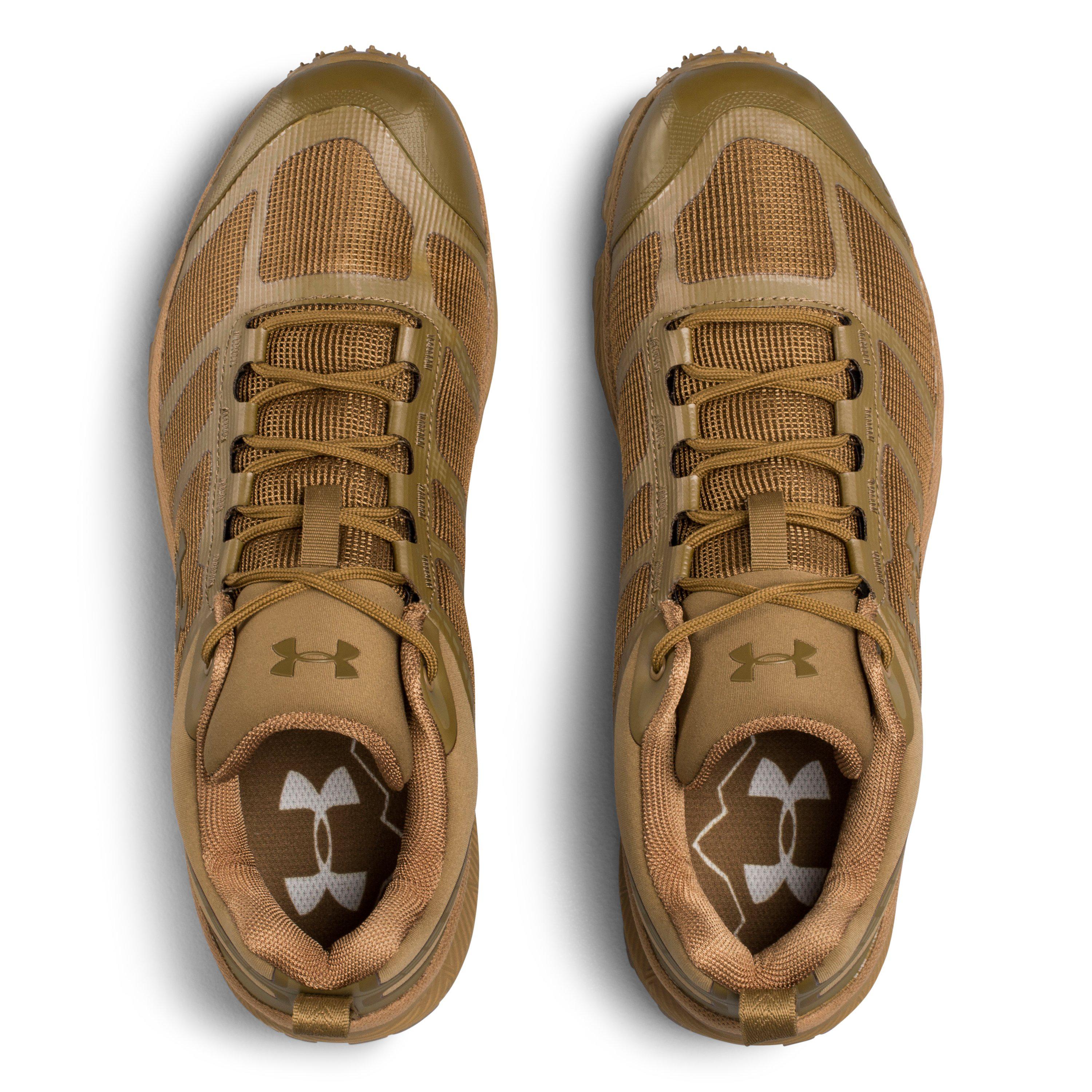 under armour men's hiking shoes