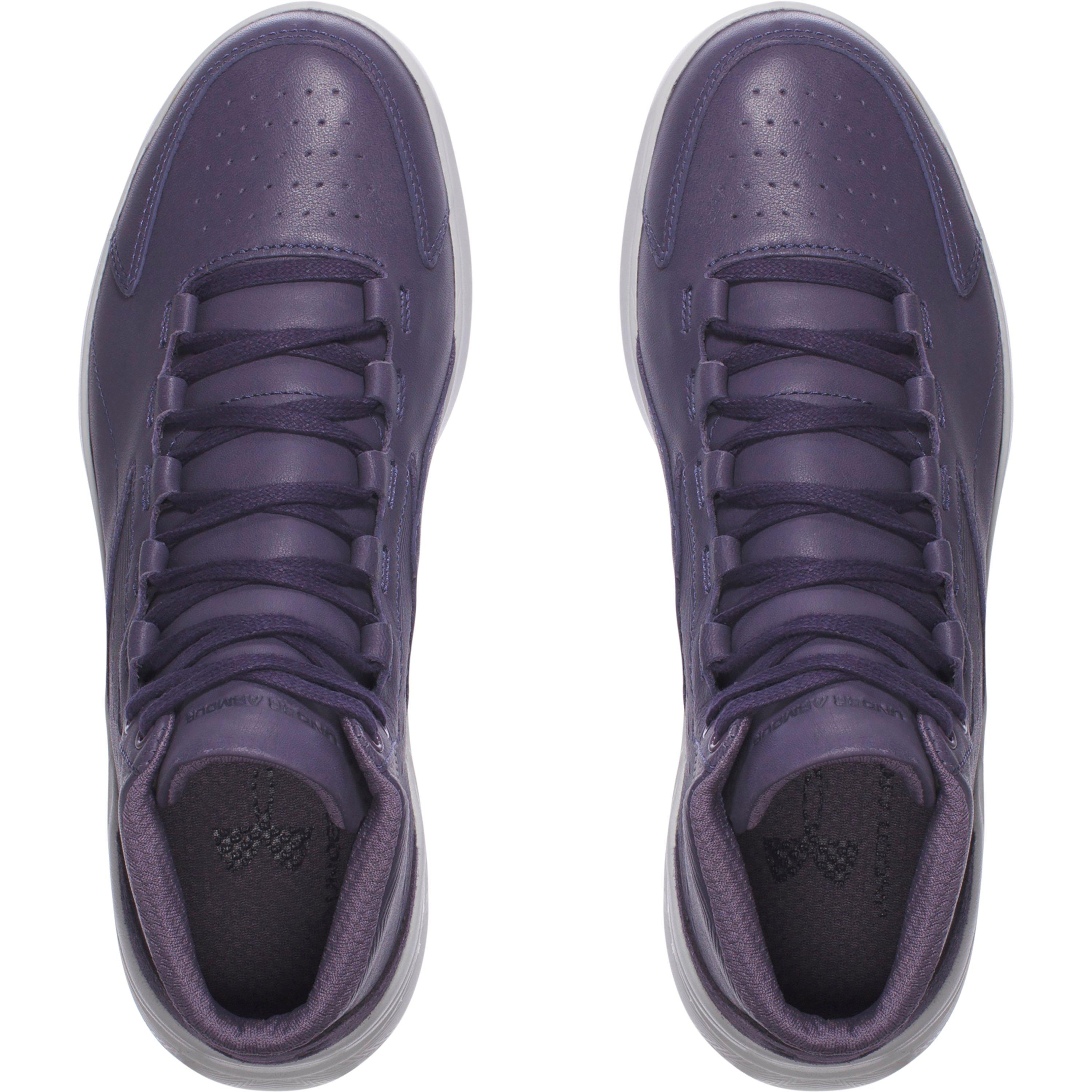 under armour charged pivot mid