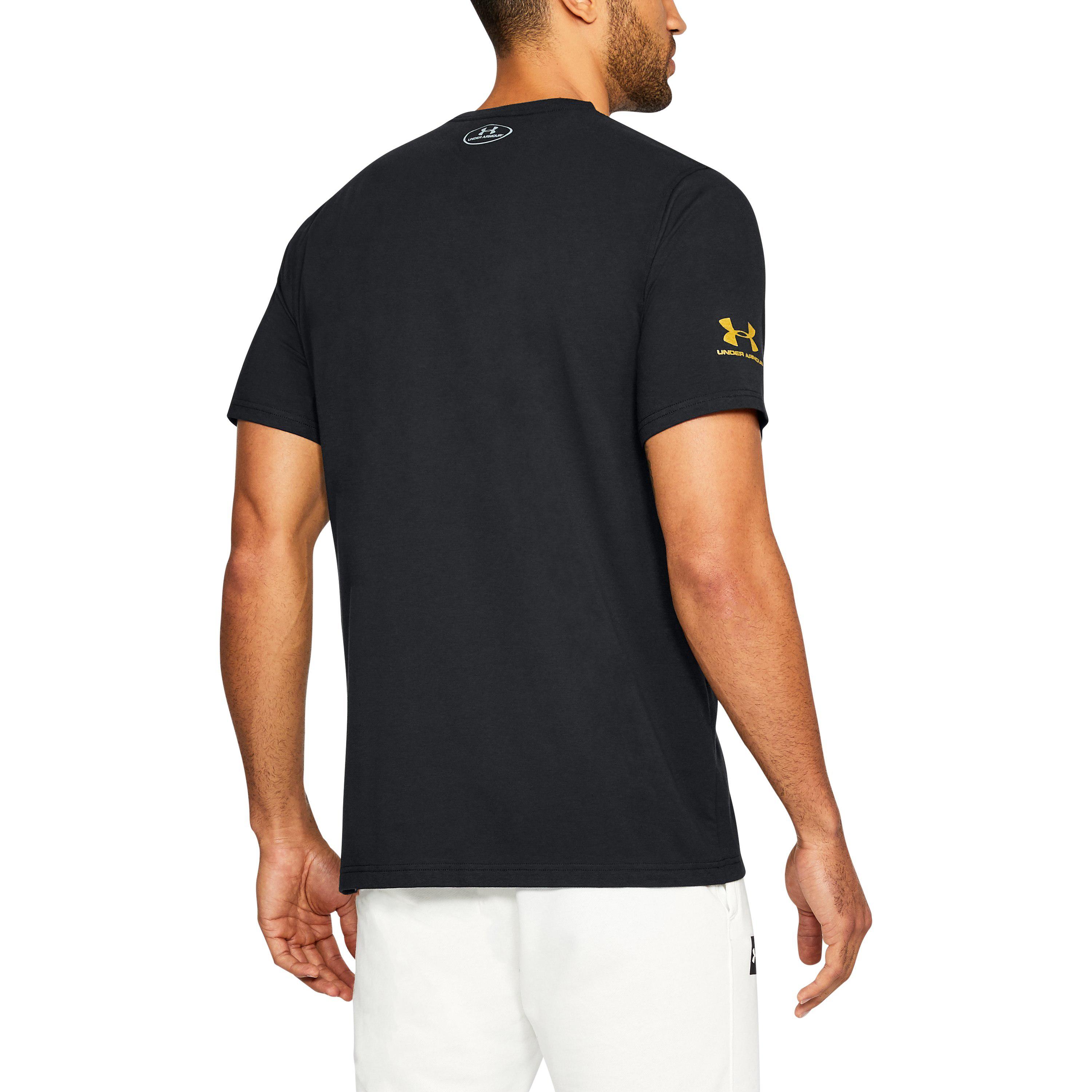 black under armour shirt