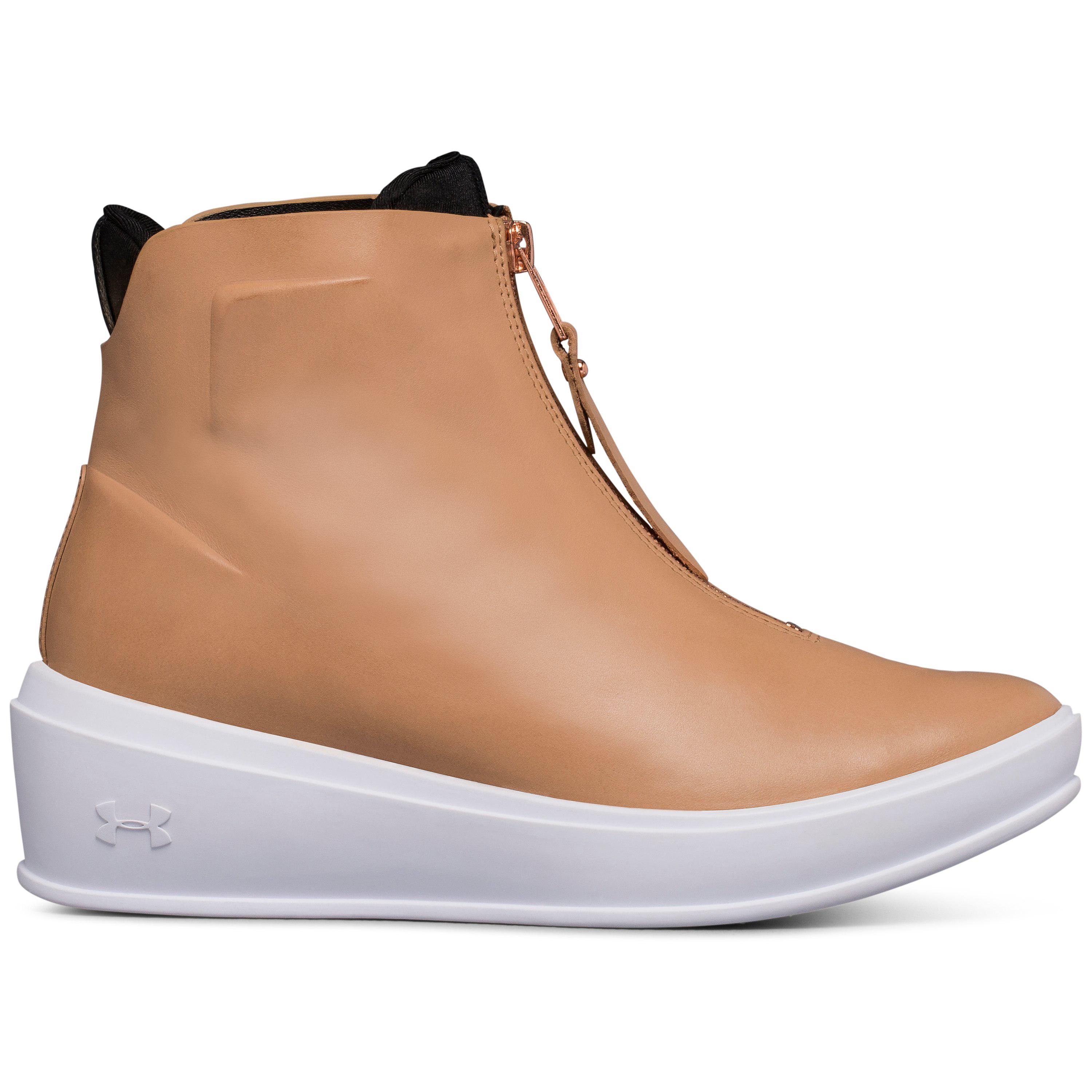 Uas Elevated Wedge Mid Shoes 