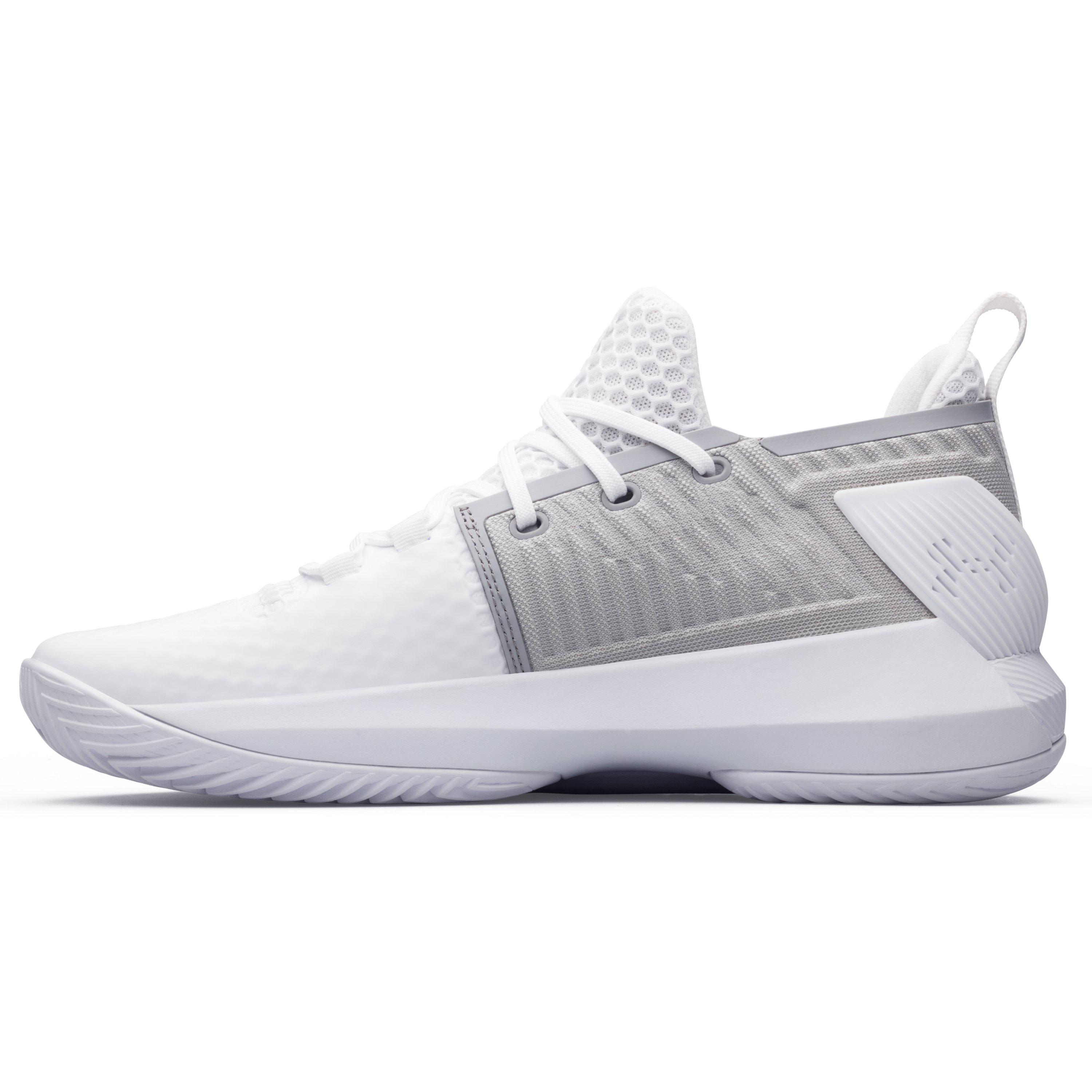 under armour icon basketball shoes