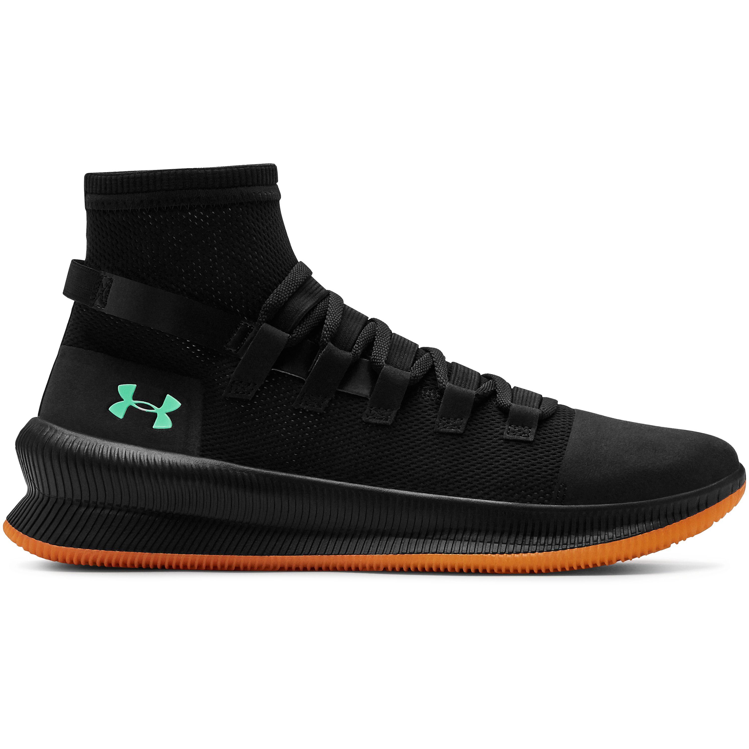 Under Armour Mens M-Tags Basketball Shoe