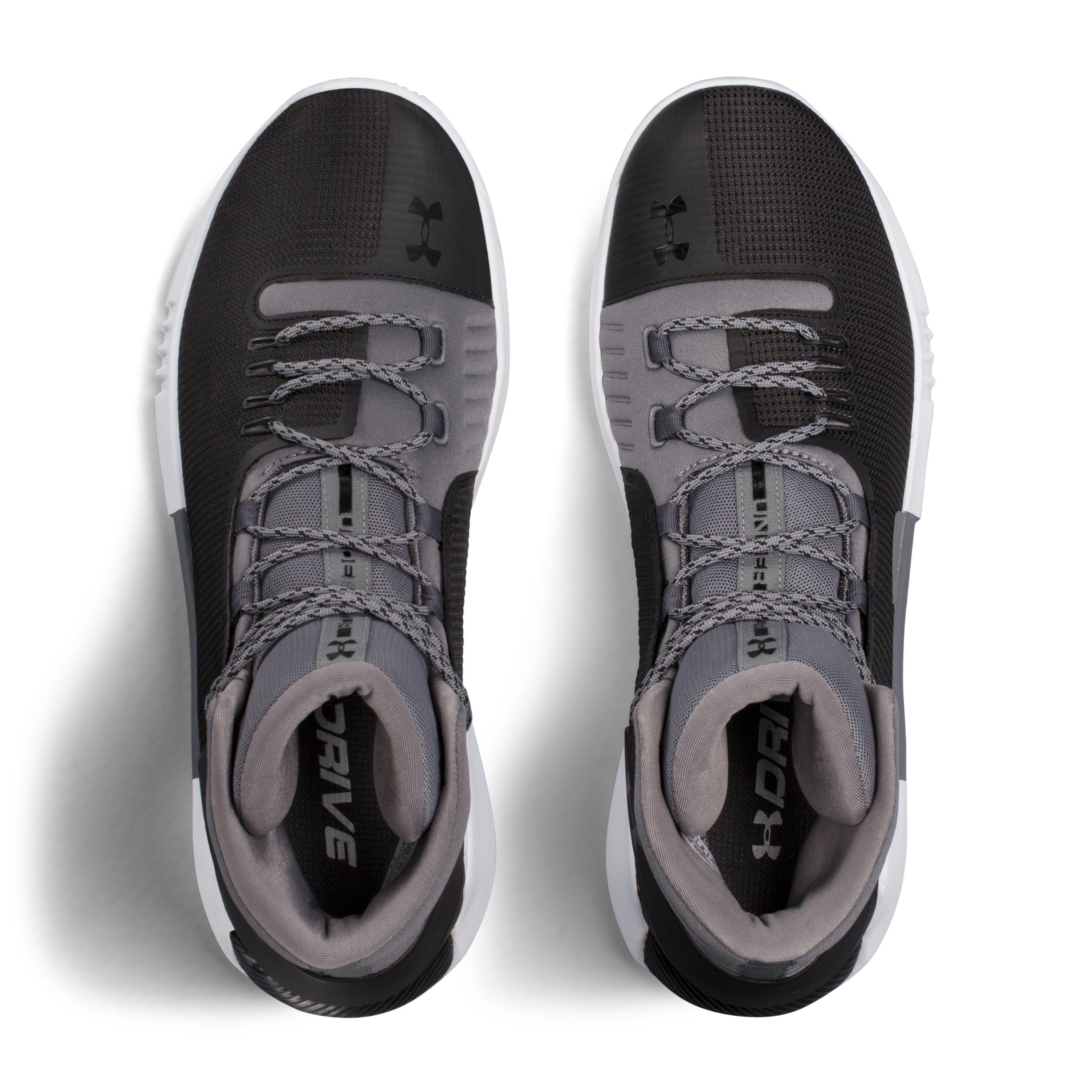 under armour team shoes