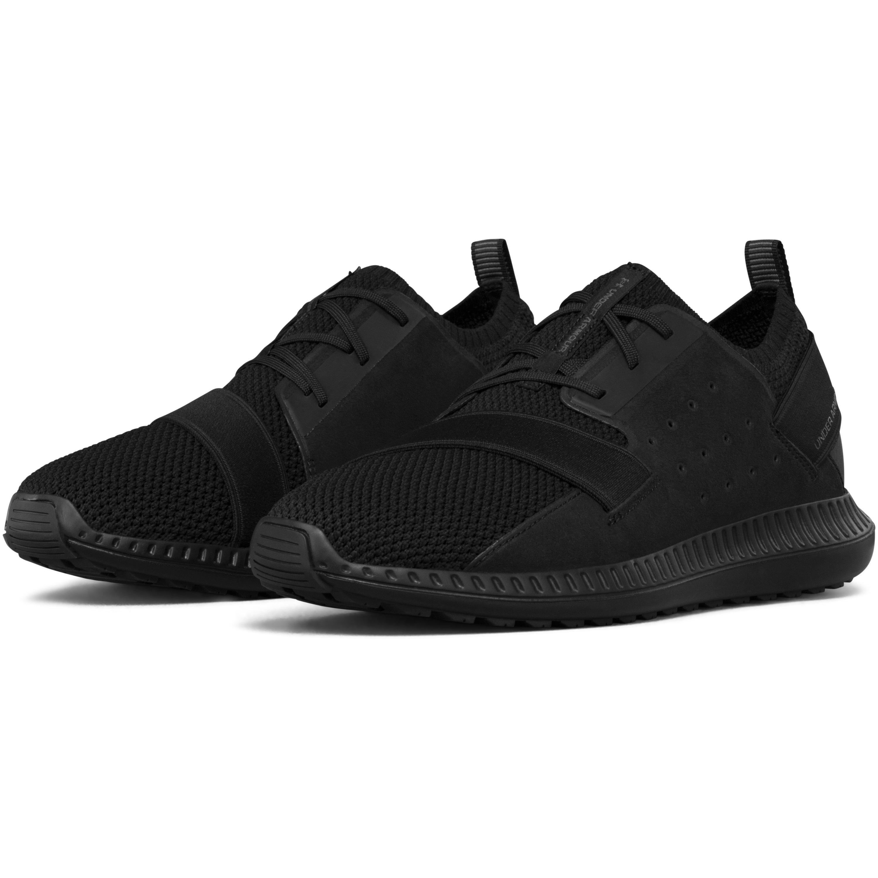 all black under armor shoes