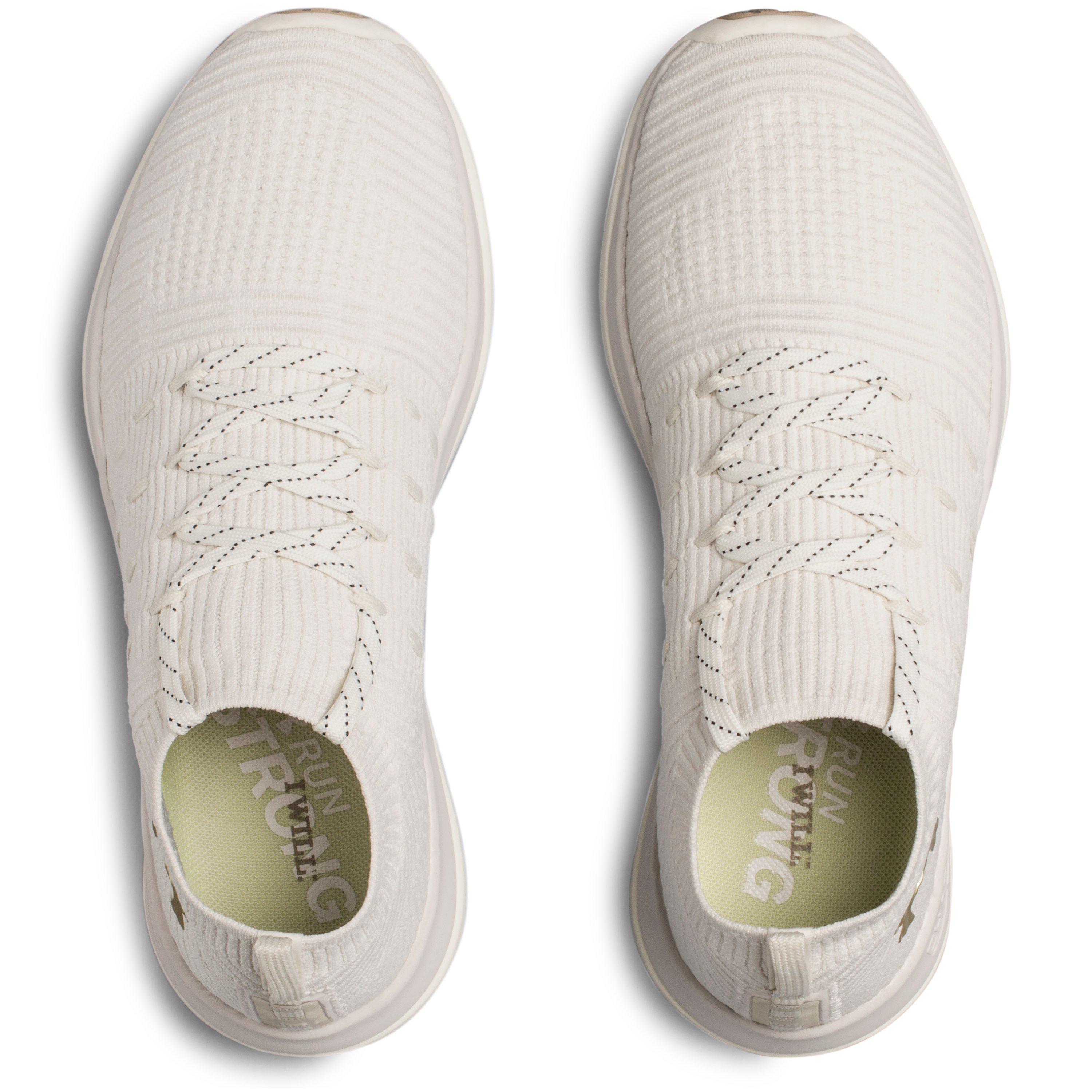 women's ua slingflex rise running shoes