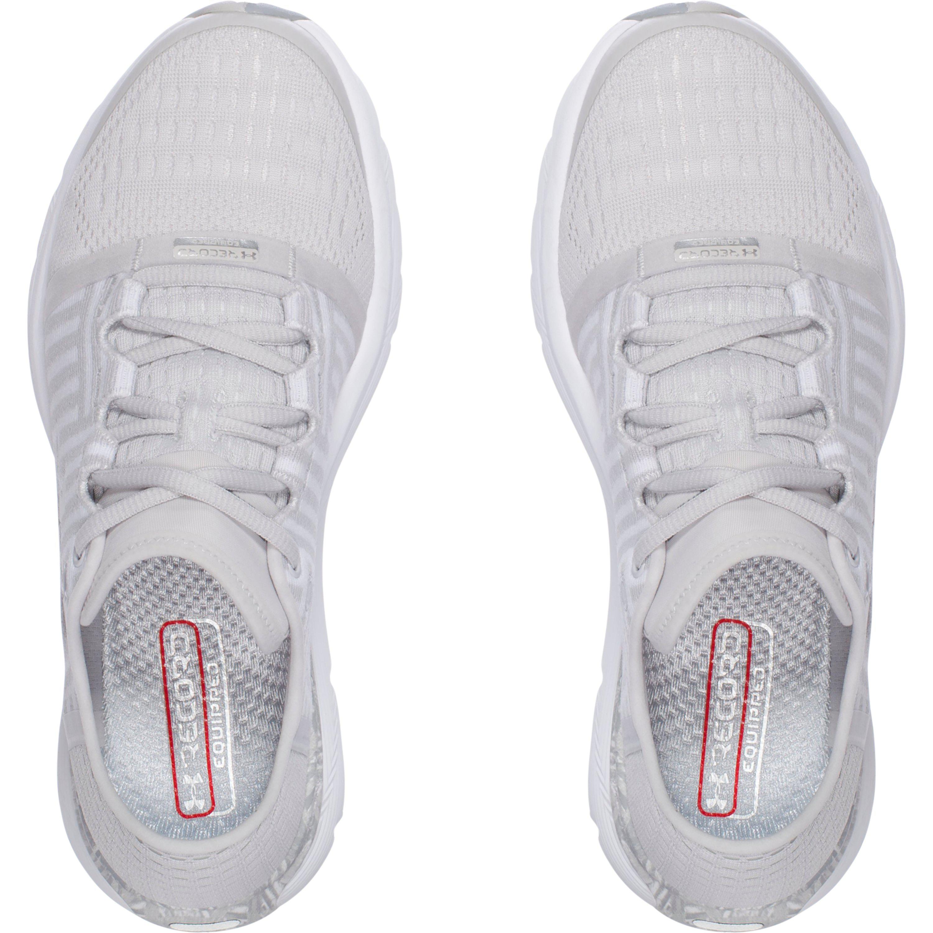 under armour gemini 3 record equipped
