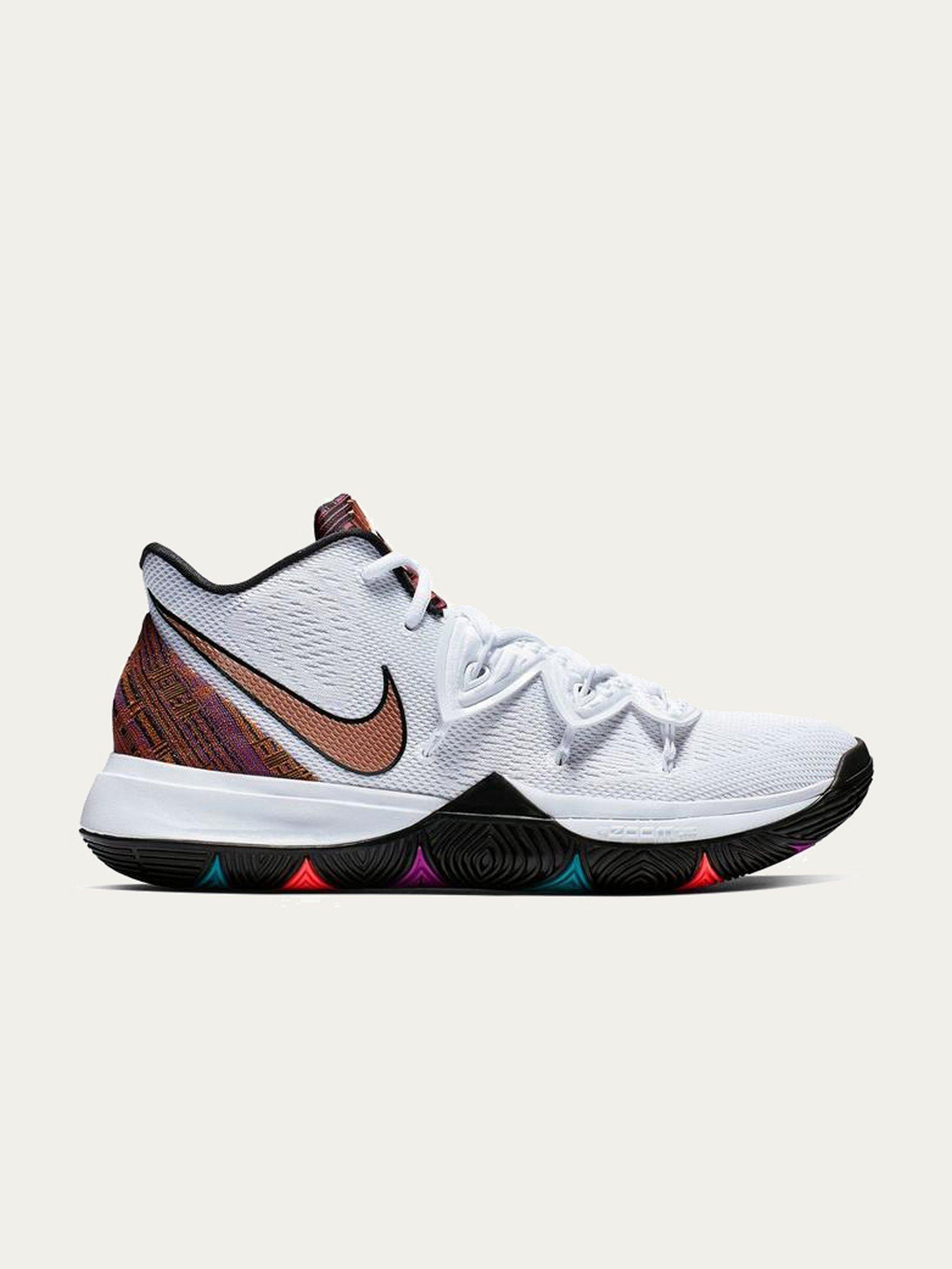 bhm kyrie 5