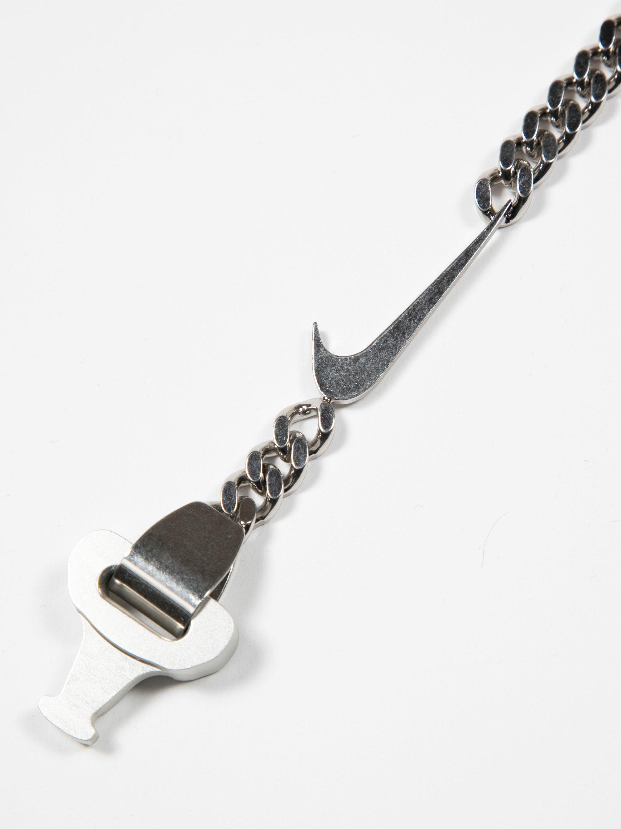 1017 ALYX 9SM X Nike Swoosh Hero Chain Necklace in Silver (Metallic ...