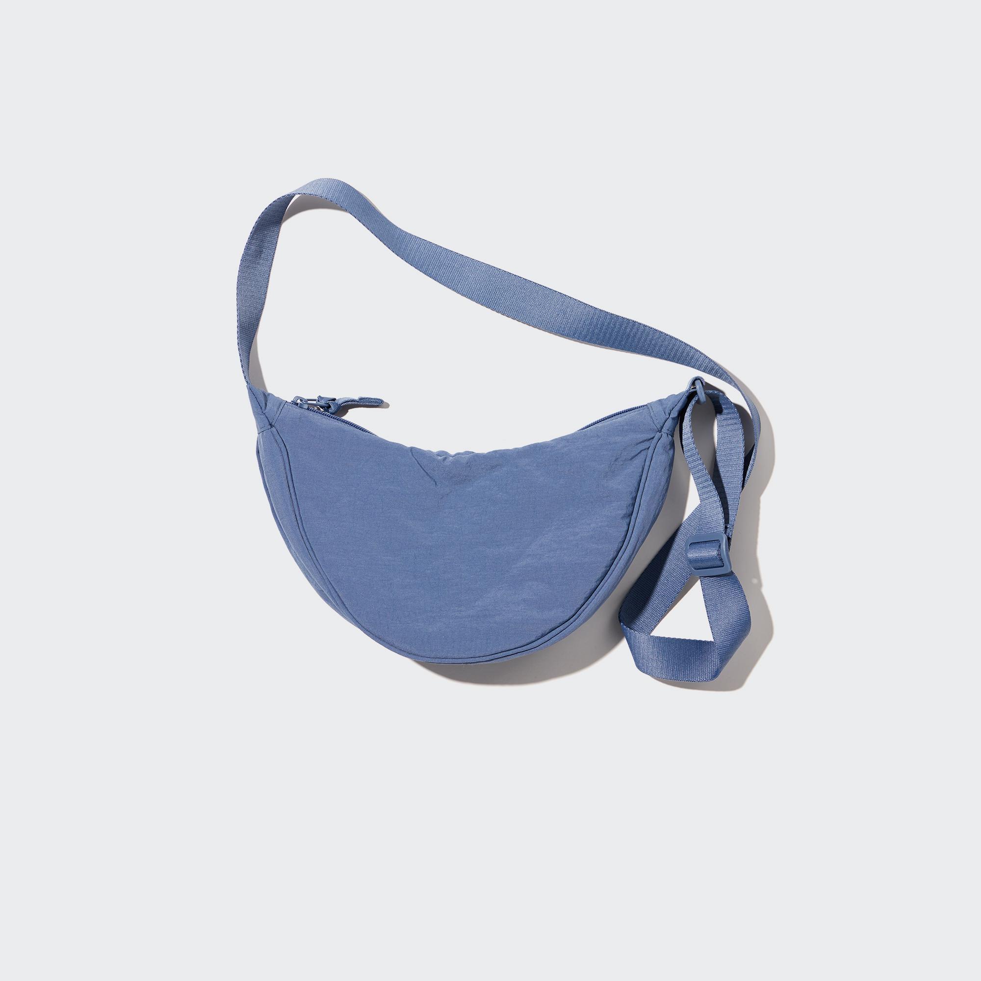 Uniqlo Nylon Mini Schultertasche in Blau | Lyst DE