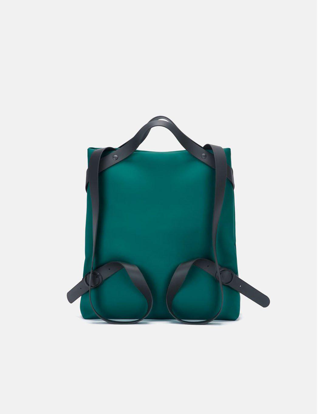 rains shift backpack