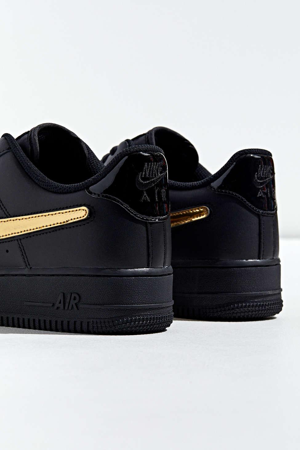 Nike Air Force 1 07 Swoosh Patches Sneaker for Men | Lyst