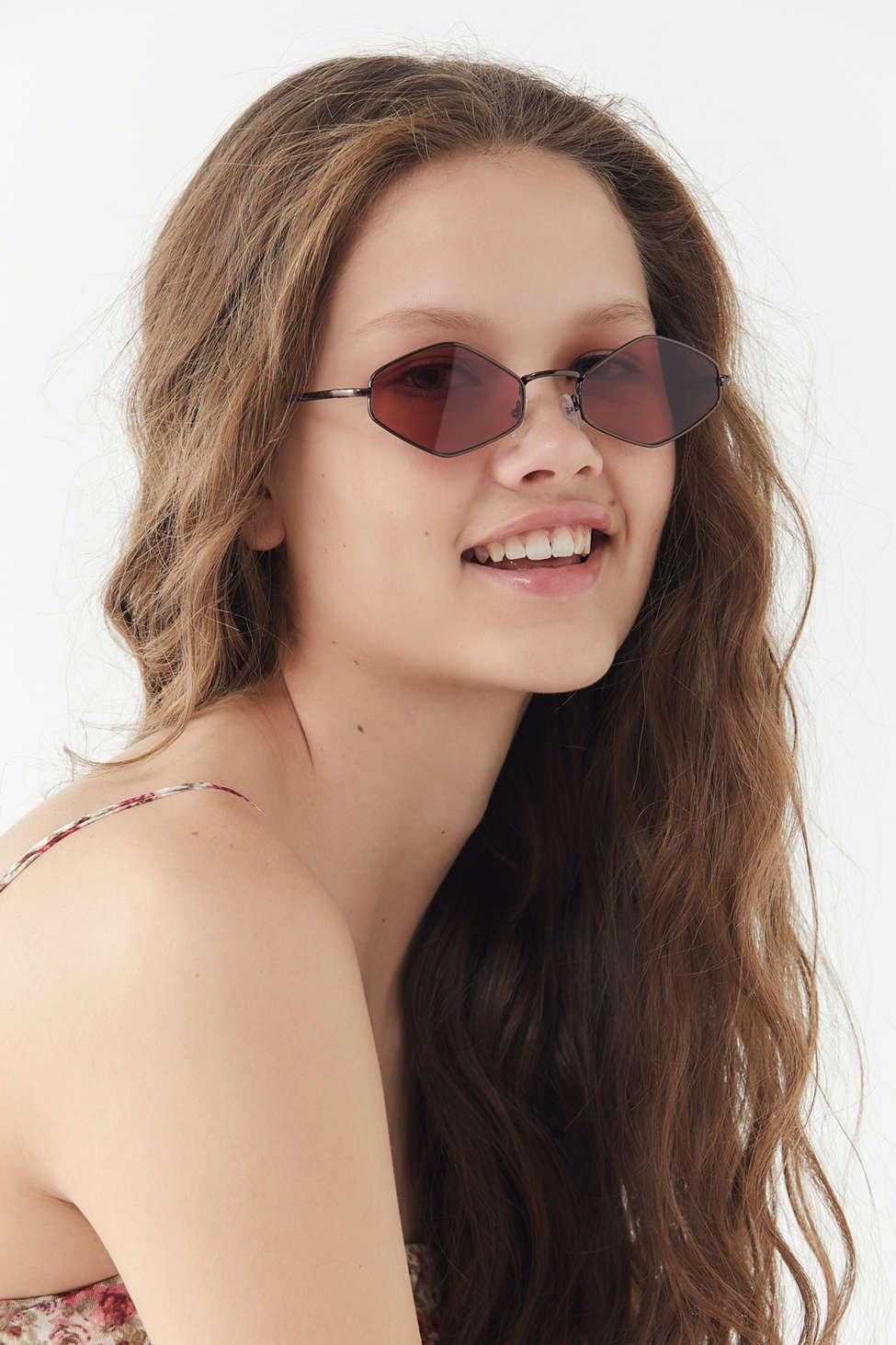Urban Outfitters Womens Red Lexi Slim Metal Diamond Sunglasses Urban Outfitters Womens Red Lexi Slim Metal Diamond Sunglasses