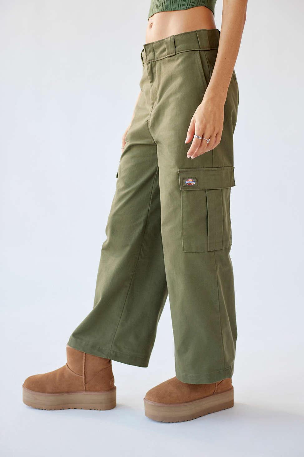 Dickies Twill Cropped High-rise Cargo Pant in Green
