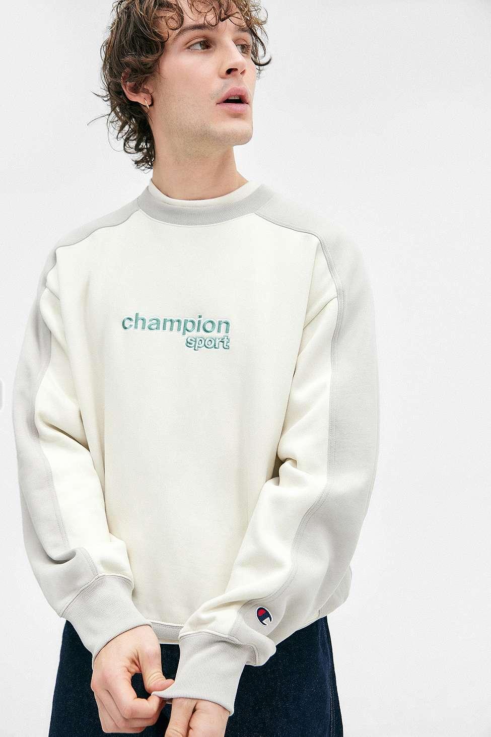 Champion and uo crew neck sweatshirt hotsell