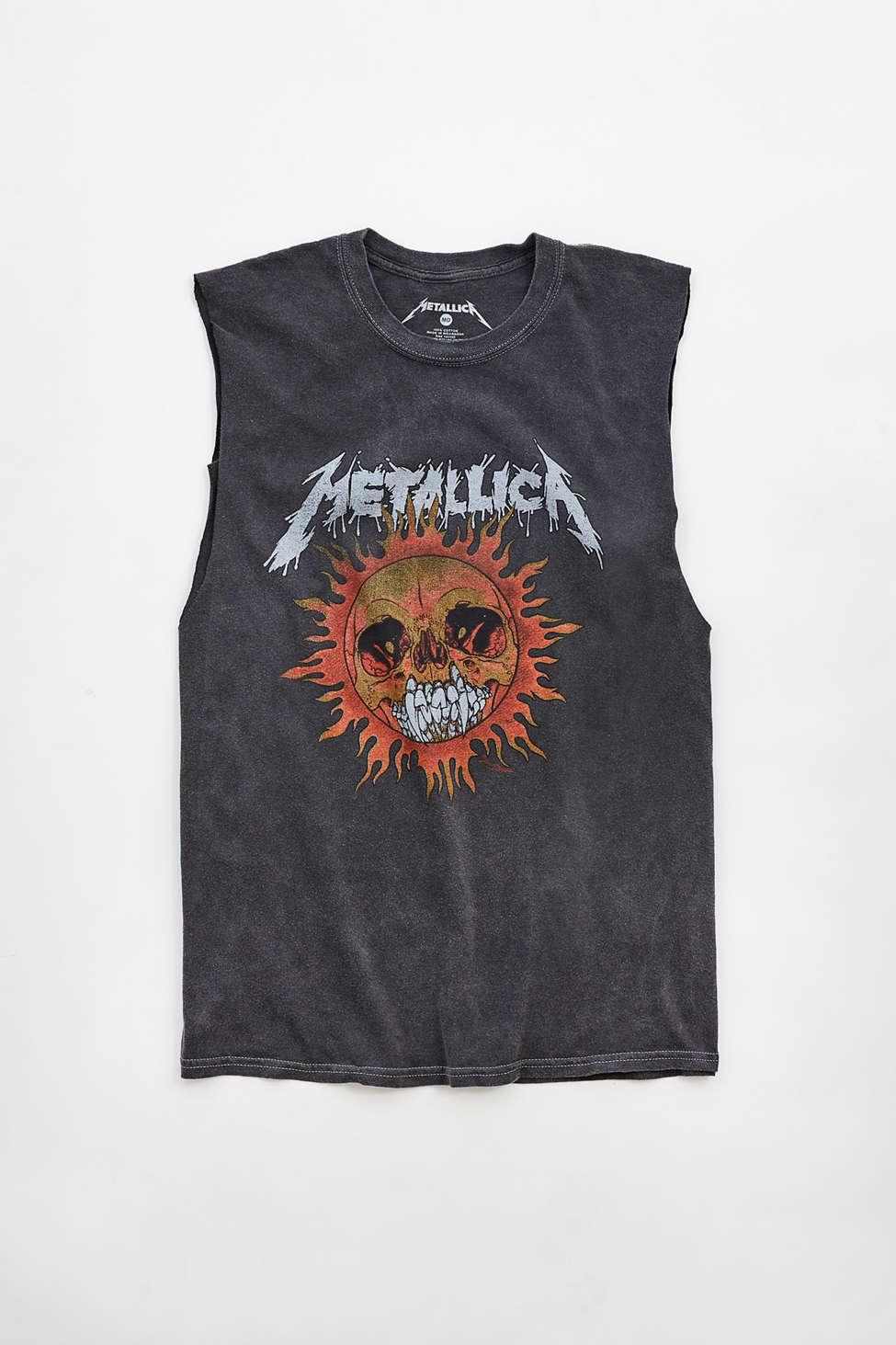urban outfitters metallica shirt