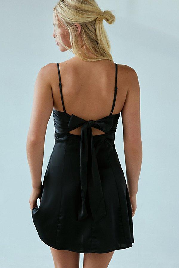 Urban Outfitters Uo Bella Bow-Back Satin Mini Dress in Black | Lyst
