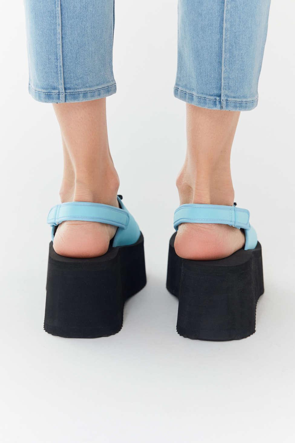 uo zoe eva platform sandal