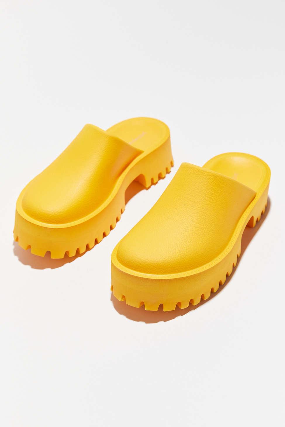 Jeffrey Campbell Clogge Platform Mule in Yellow | Lyst