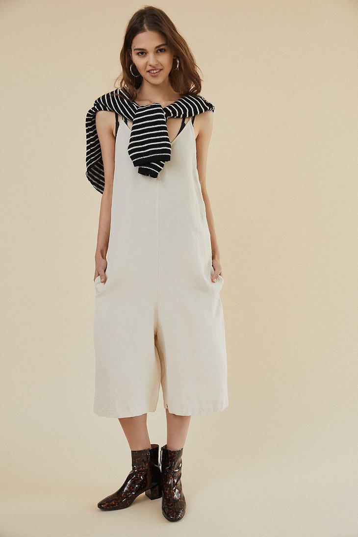 linen v neck jumpsuit