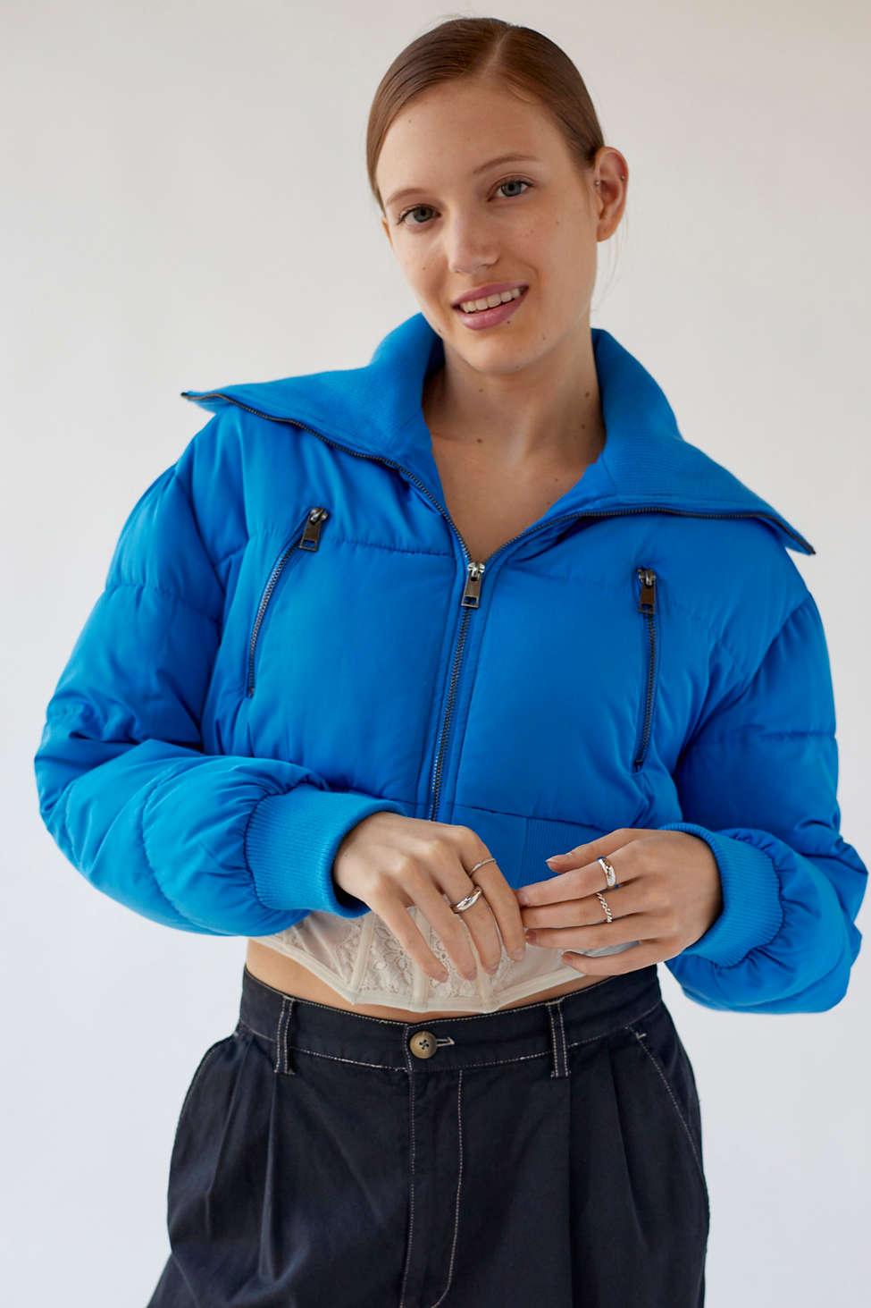 Urban Outfitters Uo Lily Crop Puffer Jacket in Blue | Lyst
