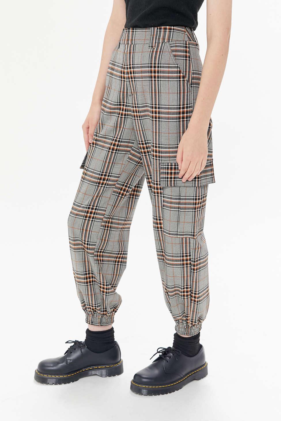 Urban Outfitters Uo Checkered Cargo Jogger Pant in Gray | Lyst