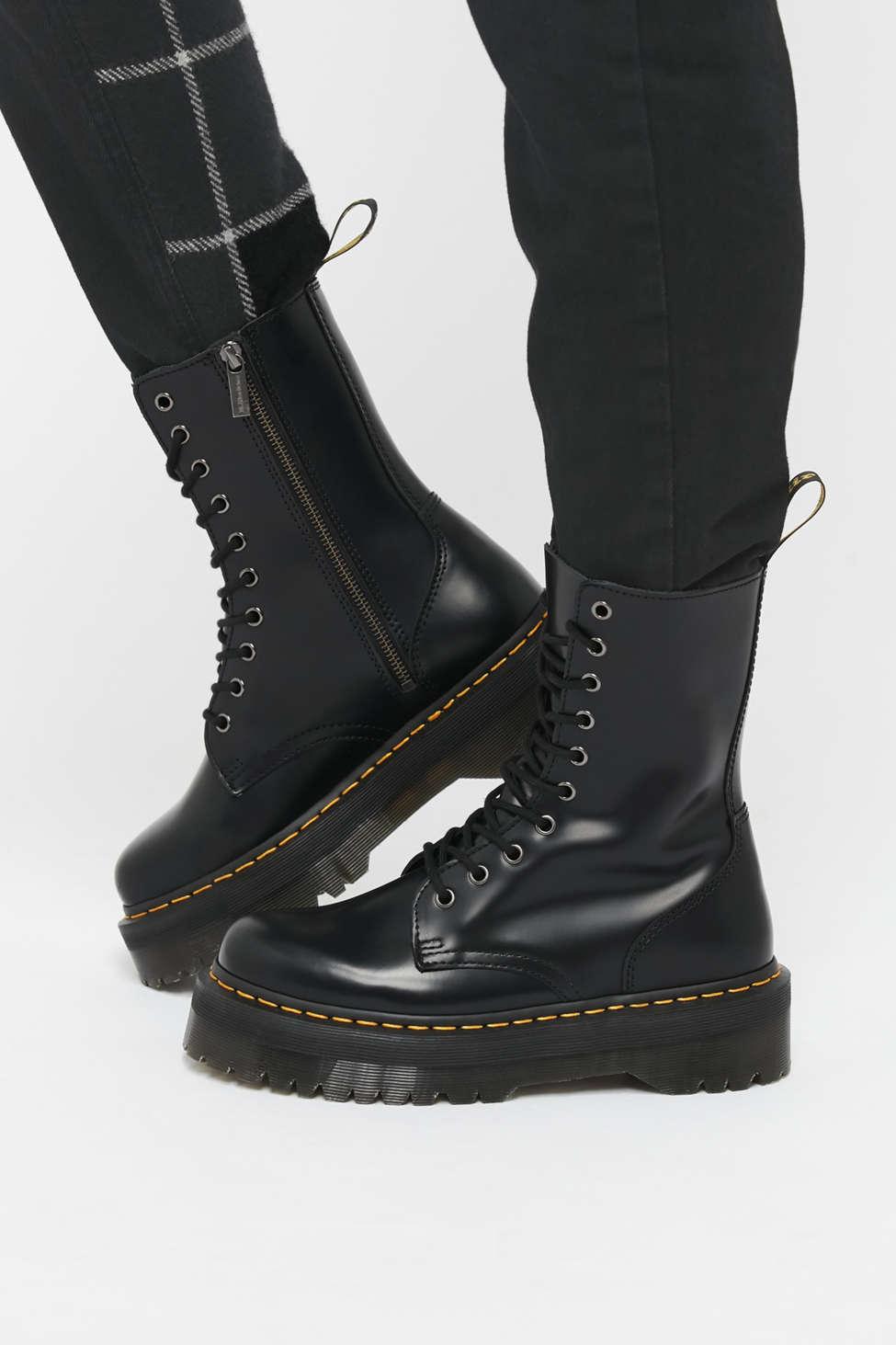 10 eye doc martens