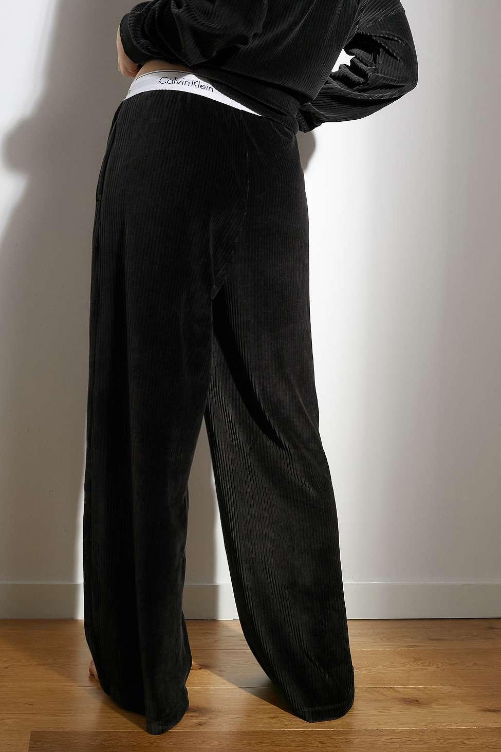 Calvin Klein Wide Leg Velvet Jogging 