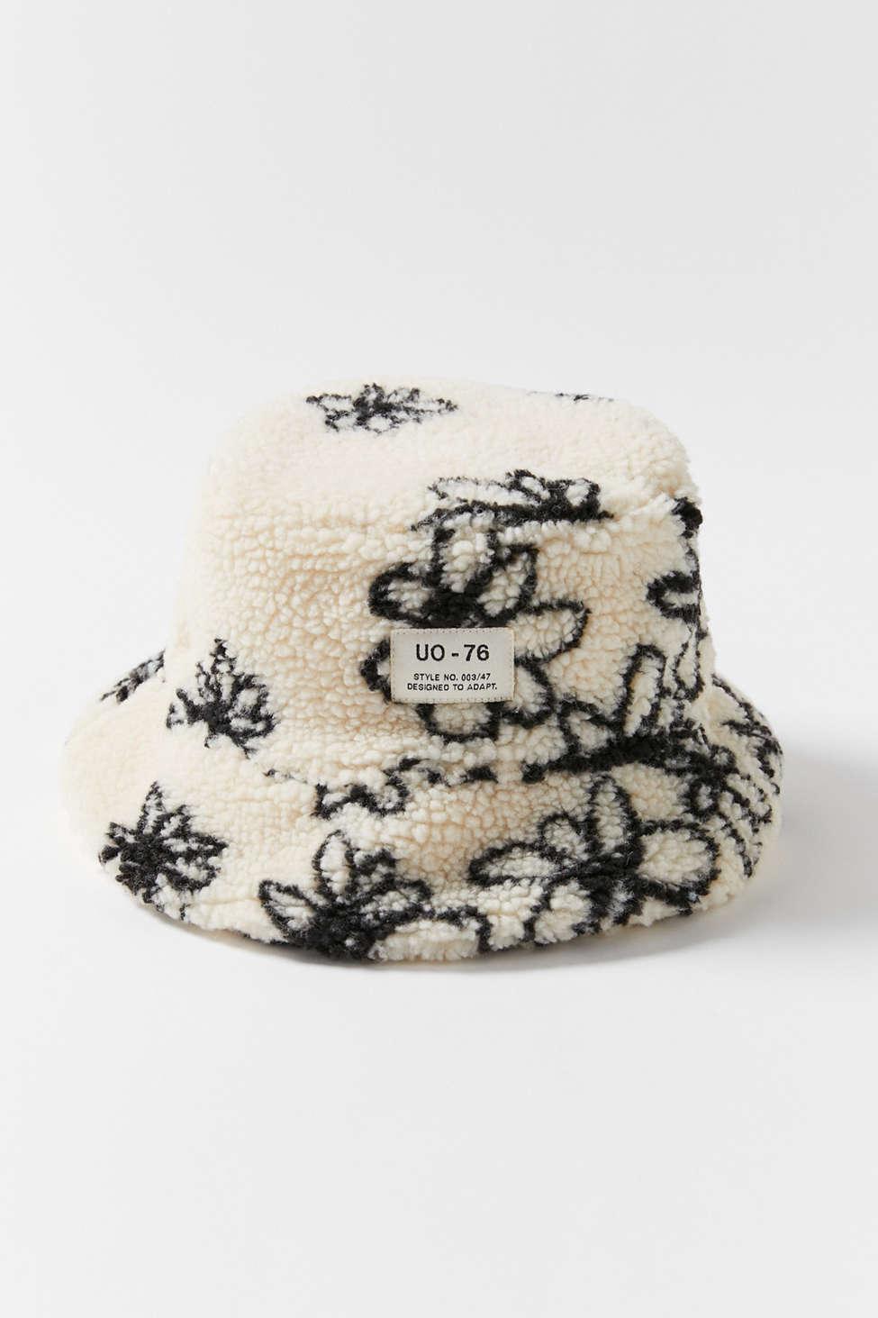 Urban Outfitters Uo Printed Sherpa Bucket Hat in White | Lyst display picture 2