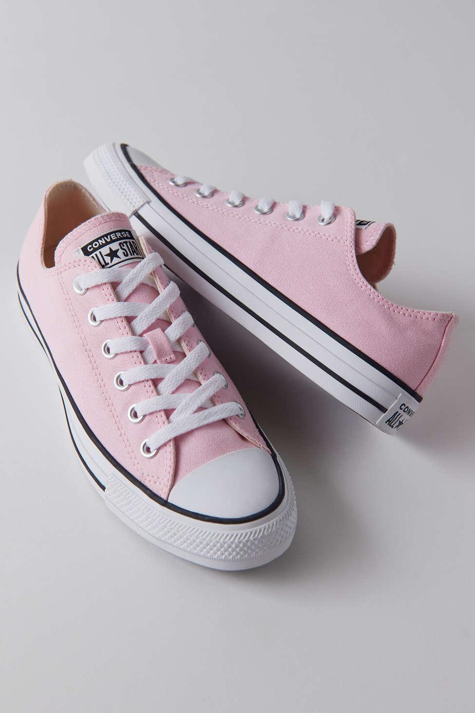 Converse Chuck Taylor All Star Seasonal Color Low Top Sneaker in Pink | Lyst