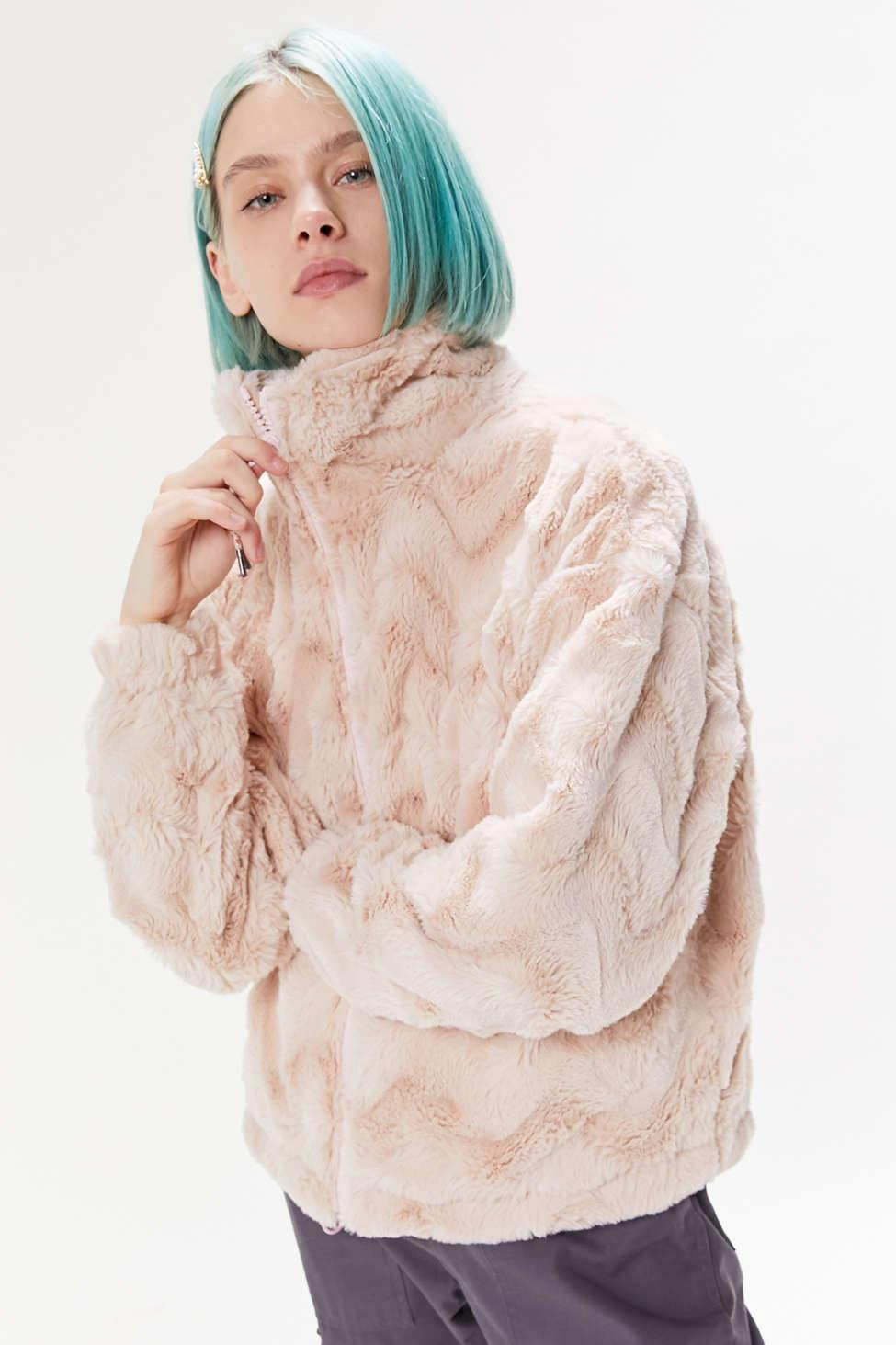 Cozy faux fur coat Clearance