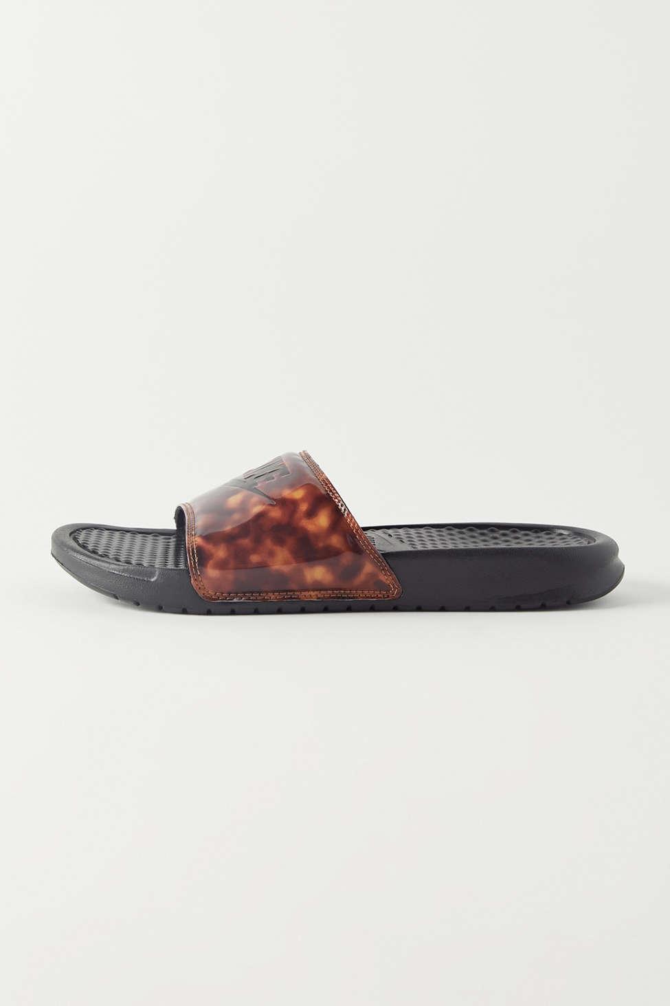 Nike Benassi Tortoise Slide Sandal | Lyst