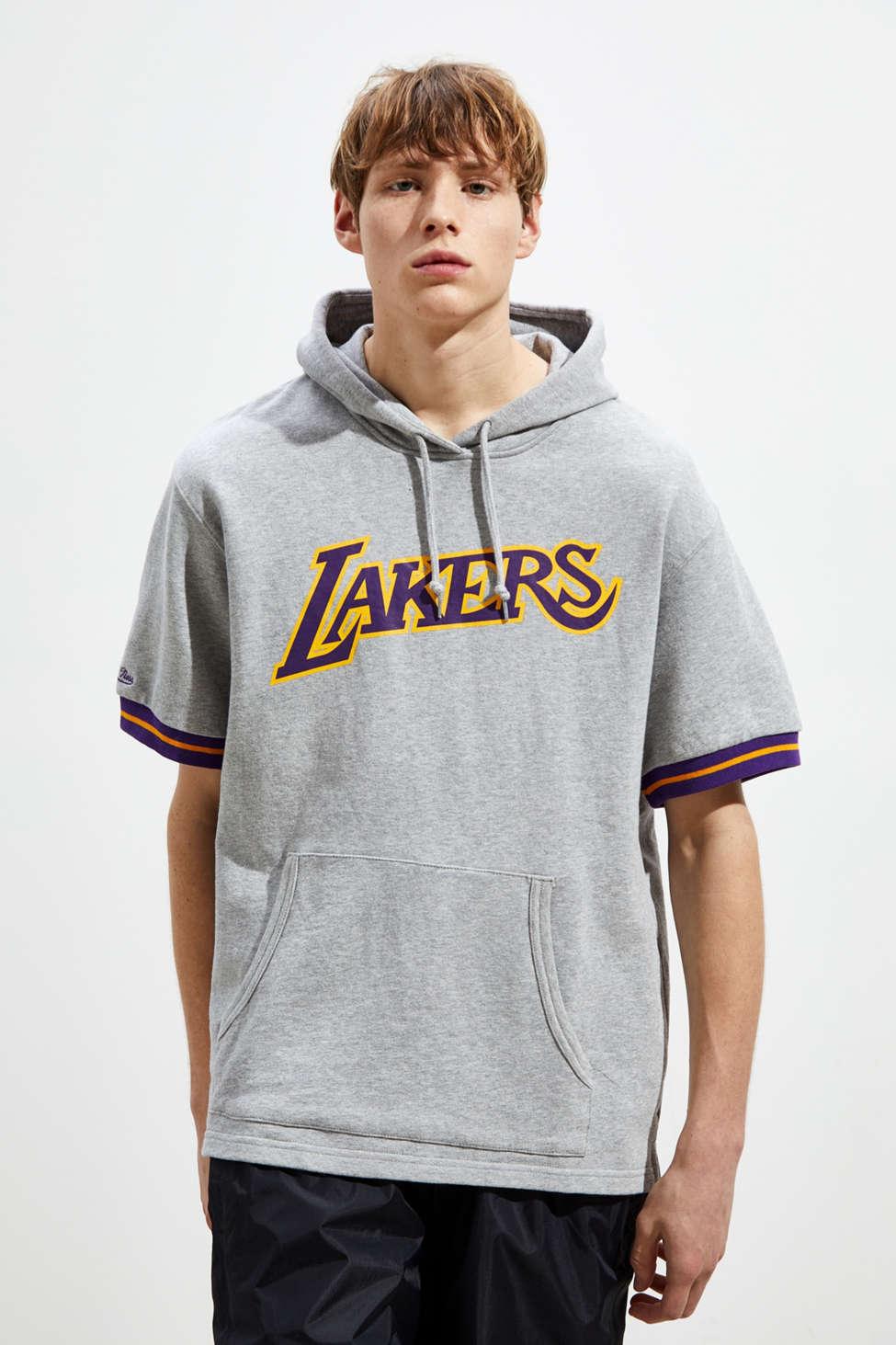 Mitchell & Ness Los Angeles Lakers Short Sleeve Hoodie Sweatshirt in Gray  for Men | Lyst