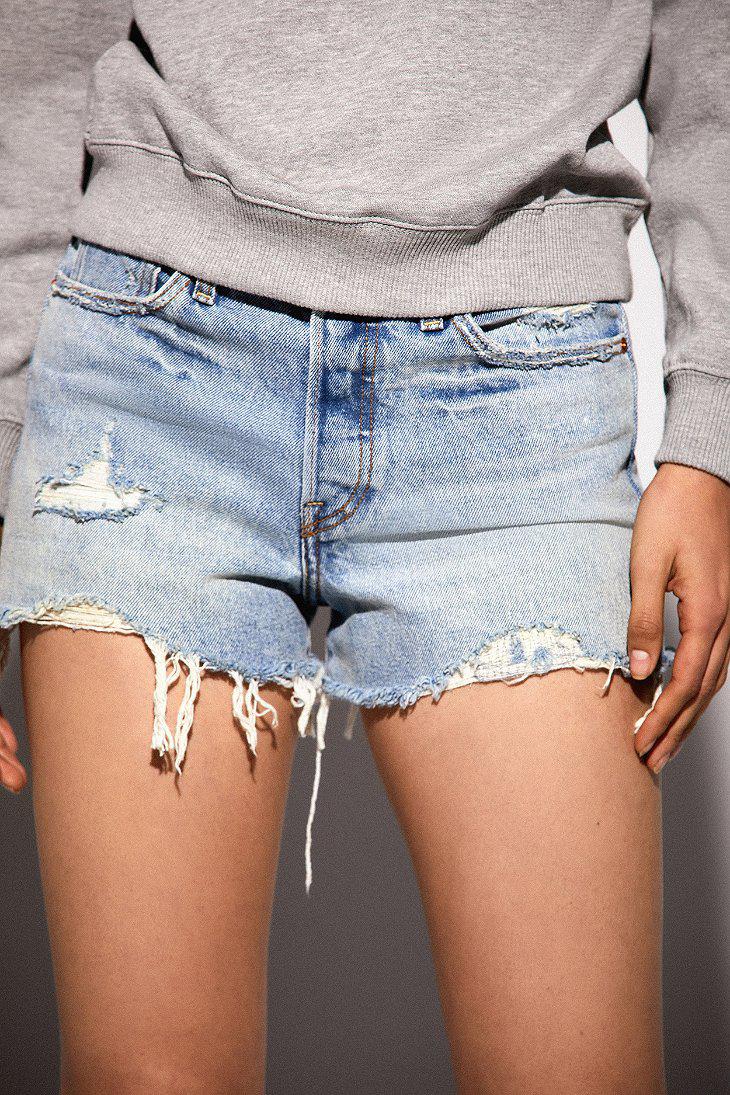 levi's wedgie fit shorts urban outfitters