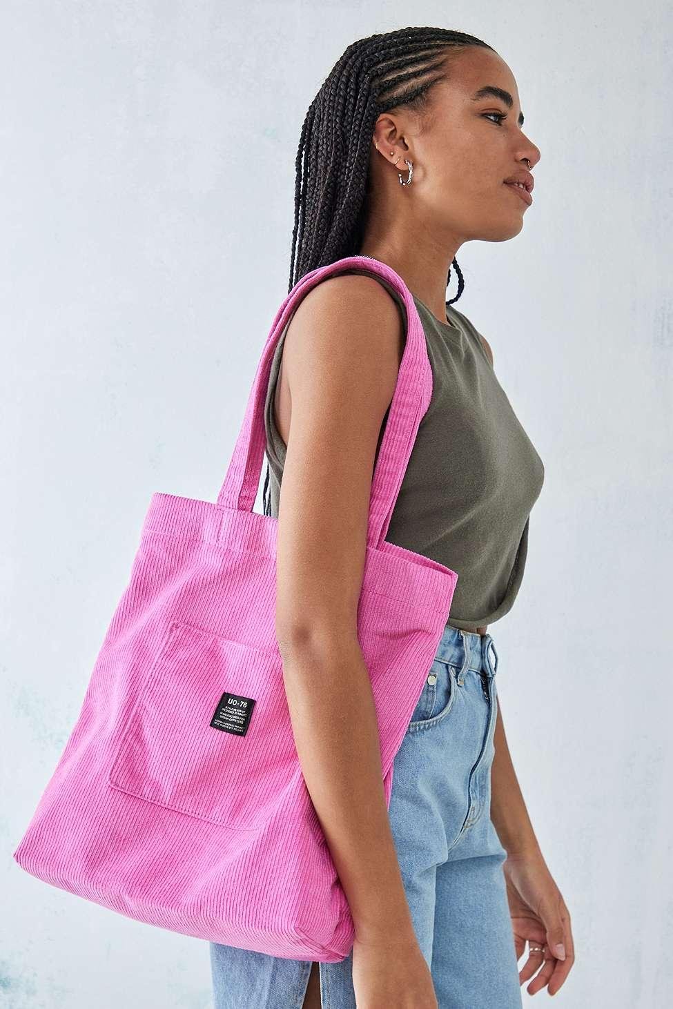 Urban Outfitters Uo - tragetasche aus cord mit taschen in Pink | Lyst DE