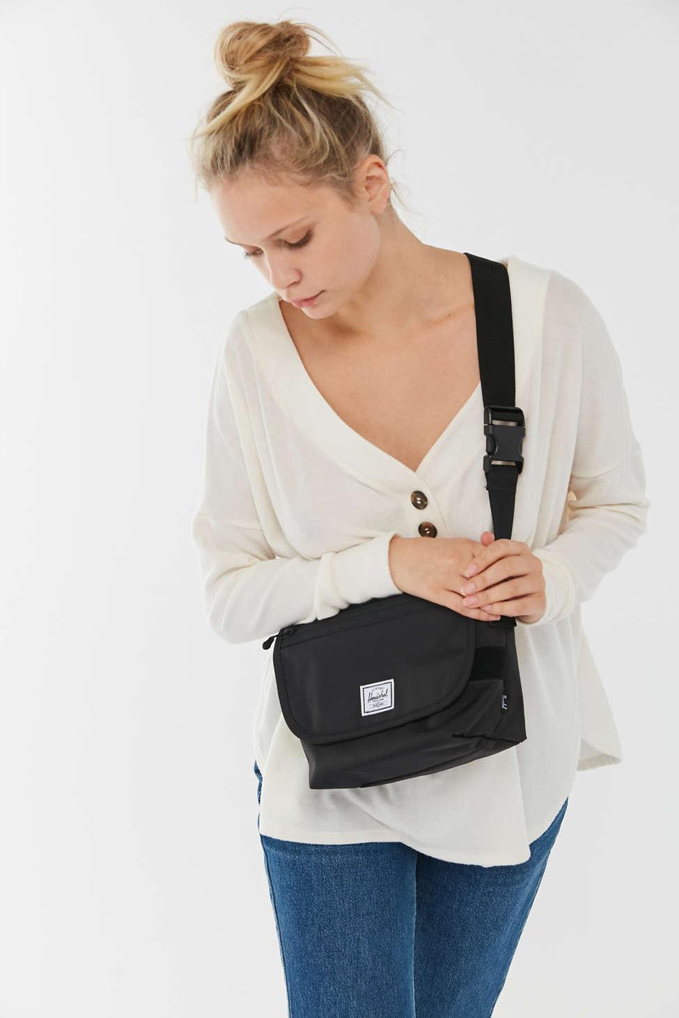 Herschel Supply Co. Grade Mini Messenger Bag in Black | Lyst