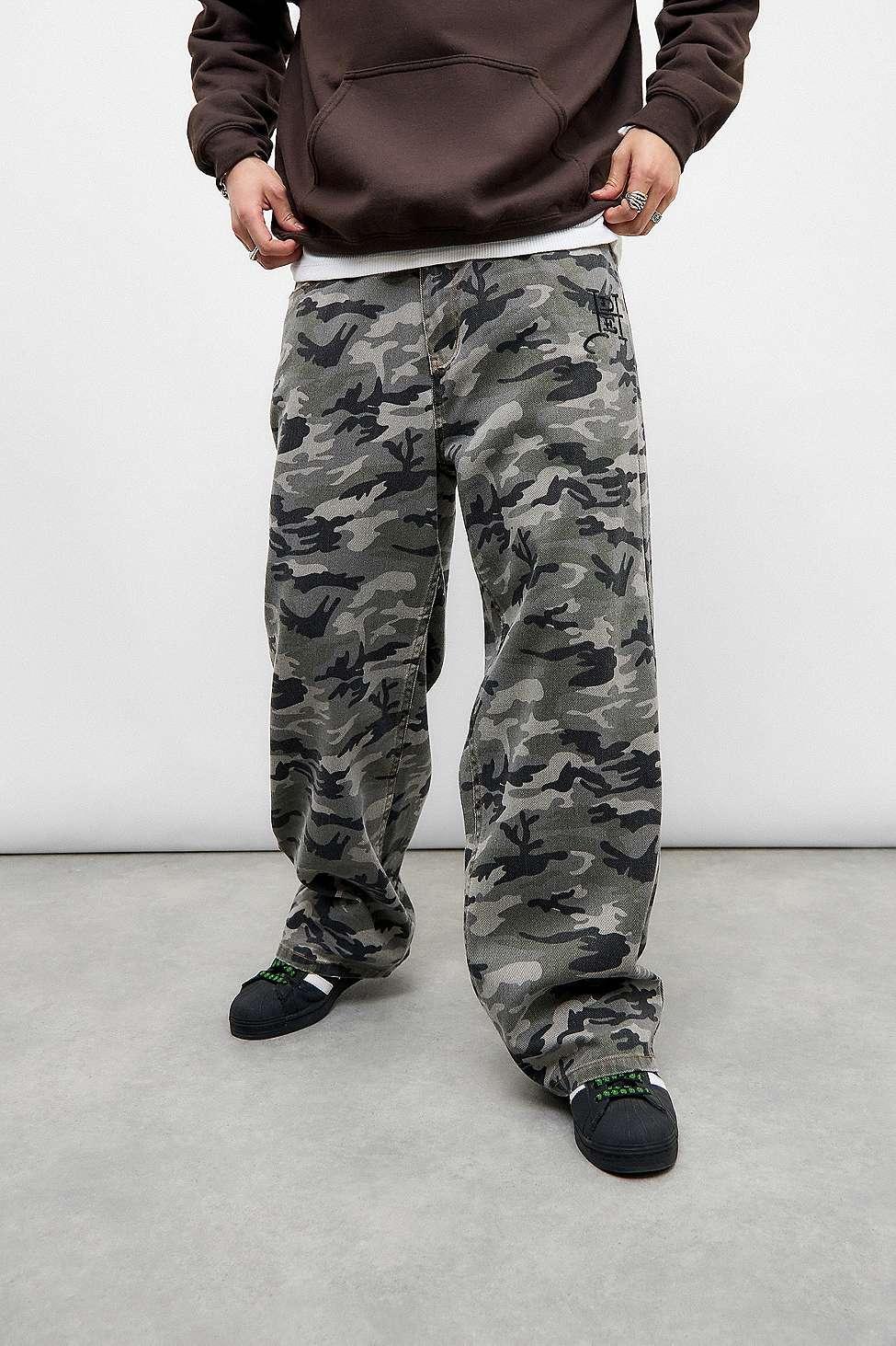 Men Camo Trousers Urban Outfitters Urban Renewal Remade Painted
