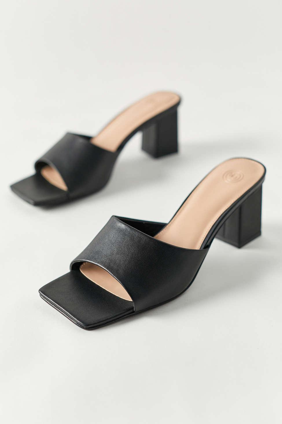 Urban Outfitters Uo Cici Square Toe Mule Sandal in Black | Lyst