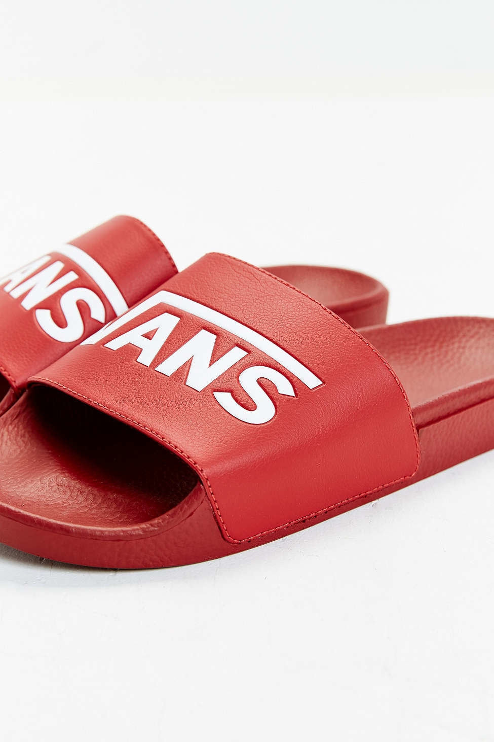 red vans sandals