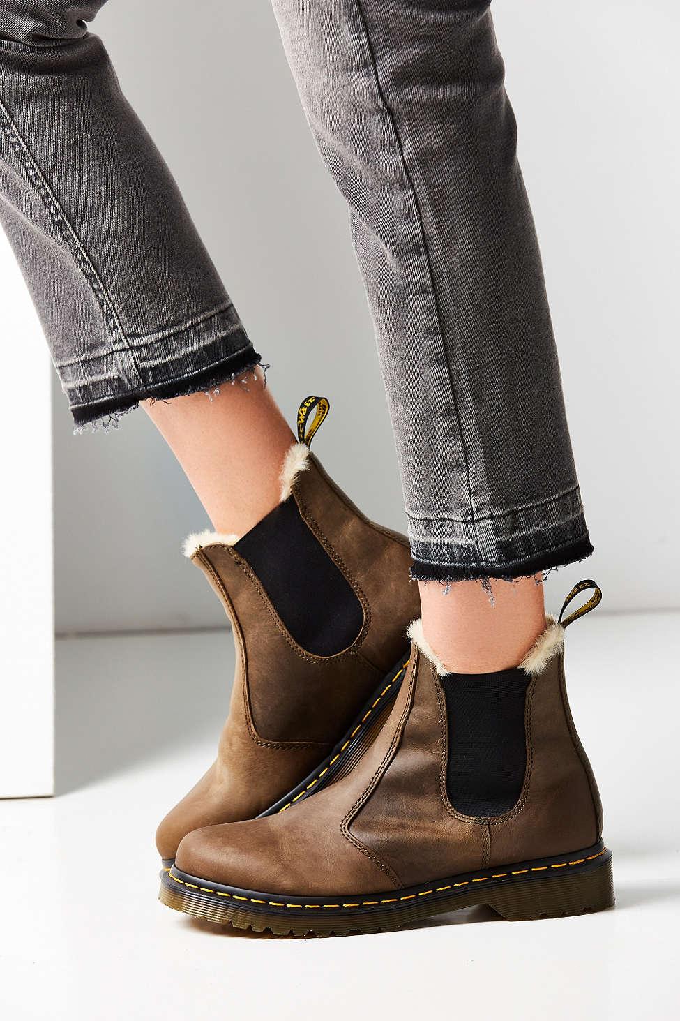 chelsea lined boot